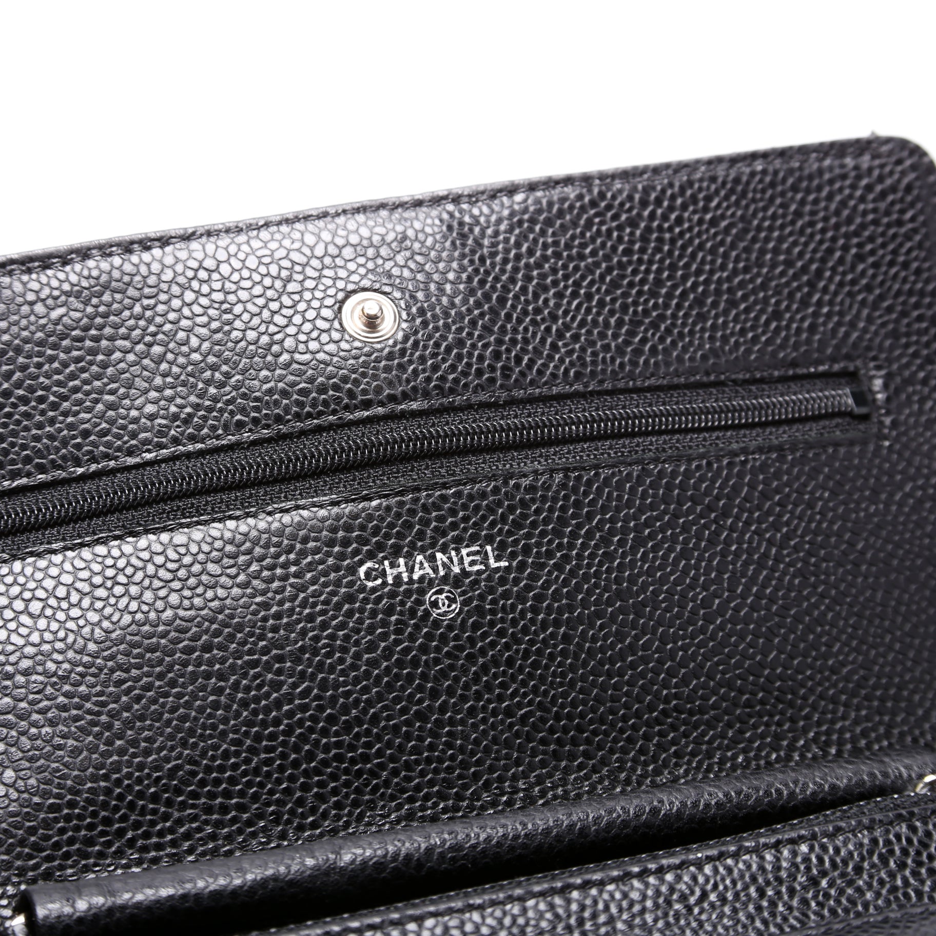 WOC Classic Quilted Caviar Black