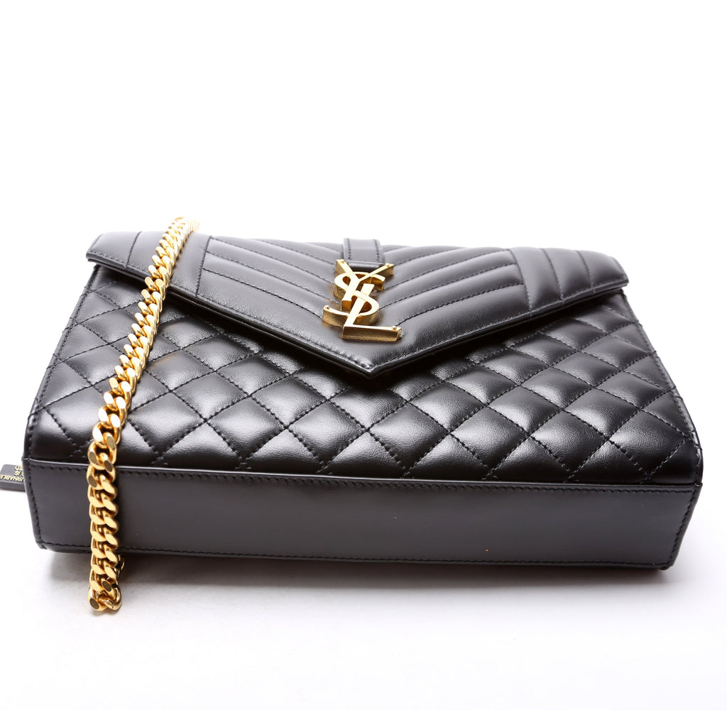 Envelope Medium Tri-Quilt Black