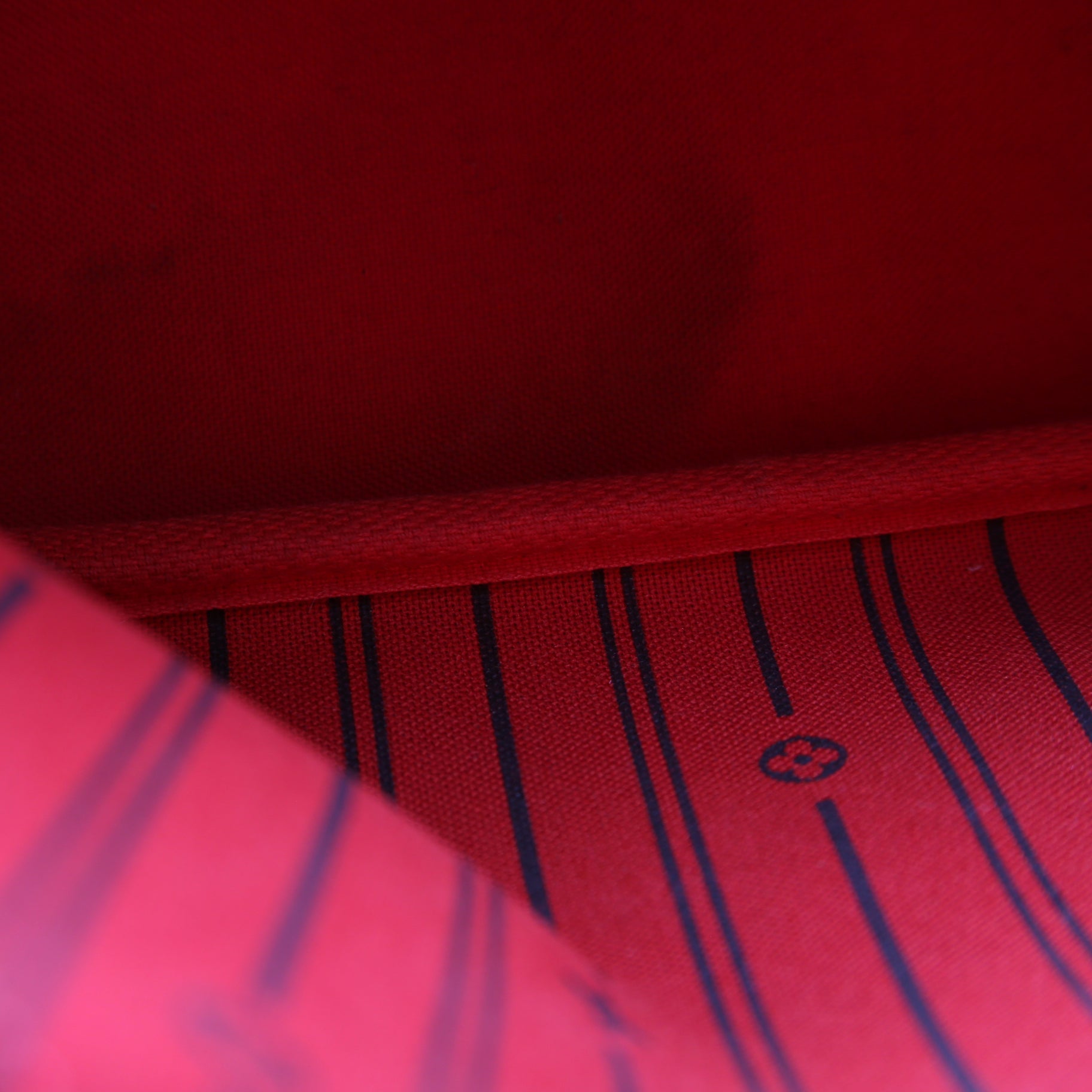 Neverfull PM Damier Ebene Red
