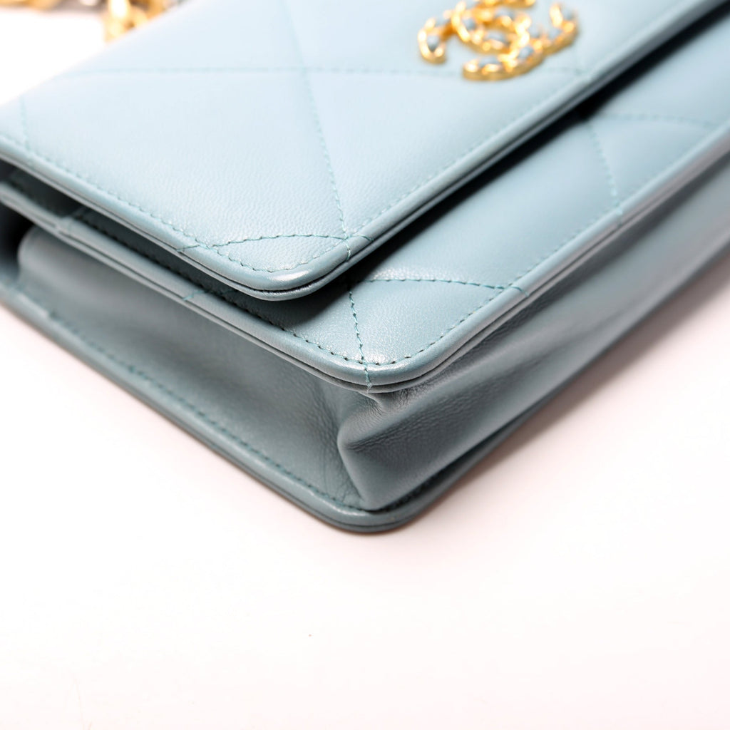 Chanel 19 WOC Quilted Lambskin 29M Blue