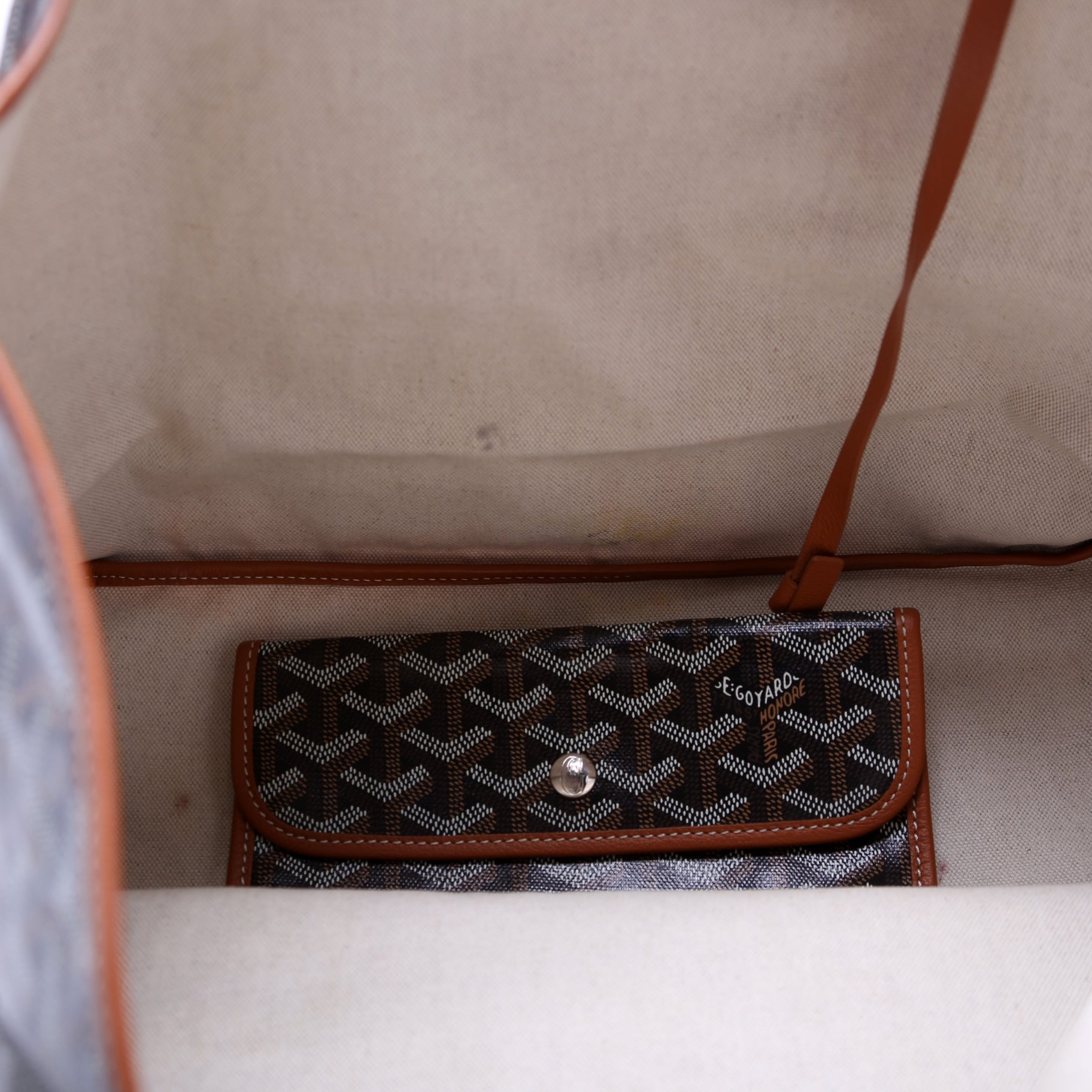St Louis PM Black
