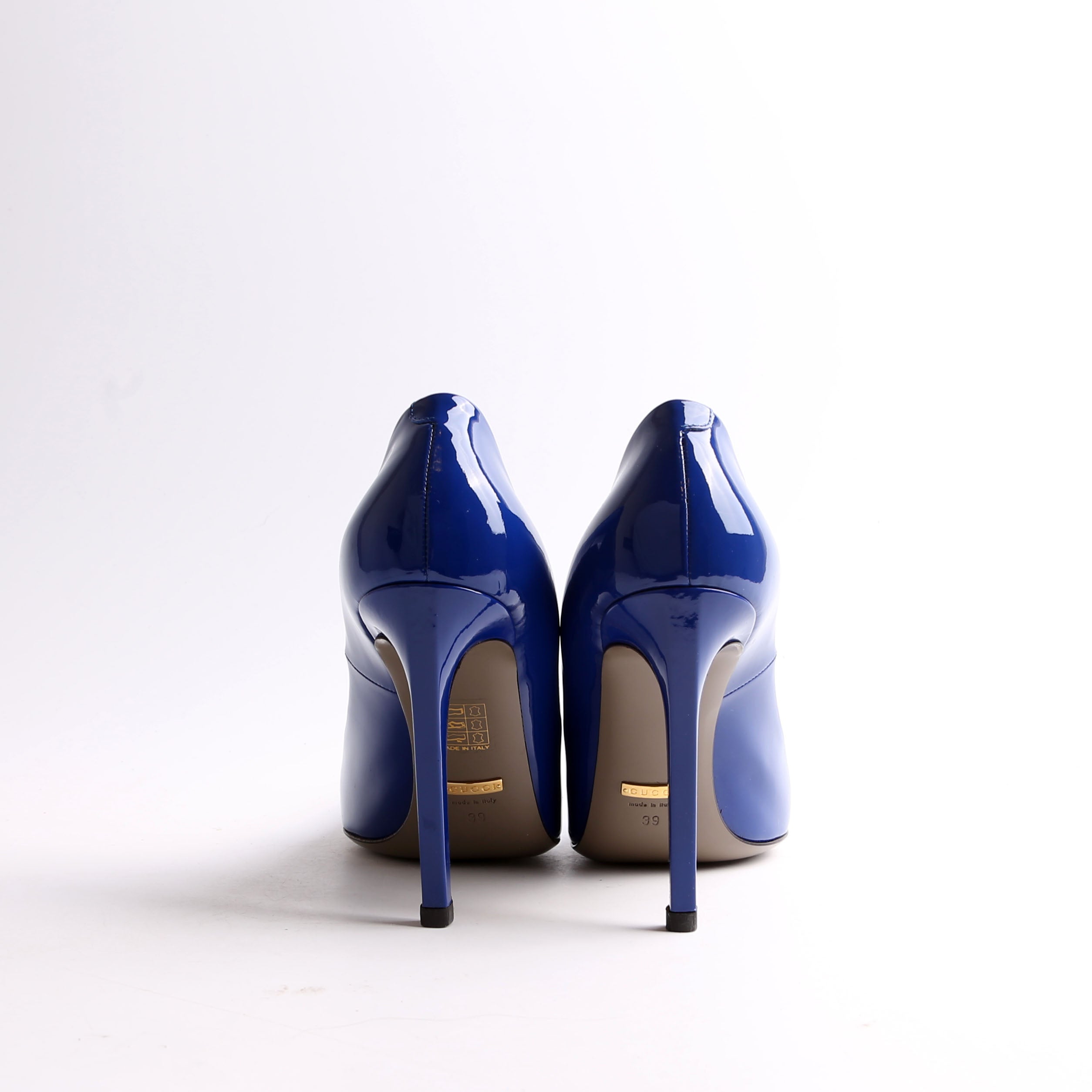 Gucci Patent Leather Pointed Toe Pumps Size 39