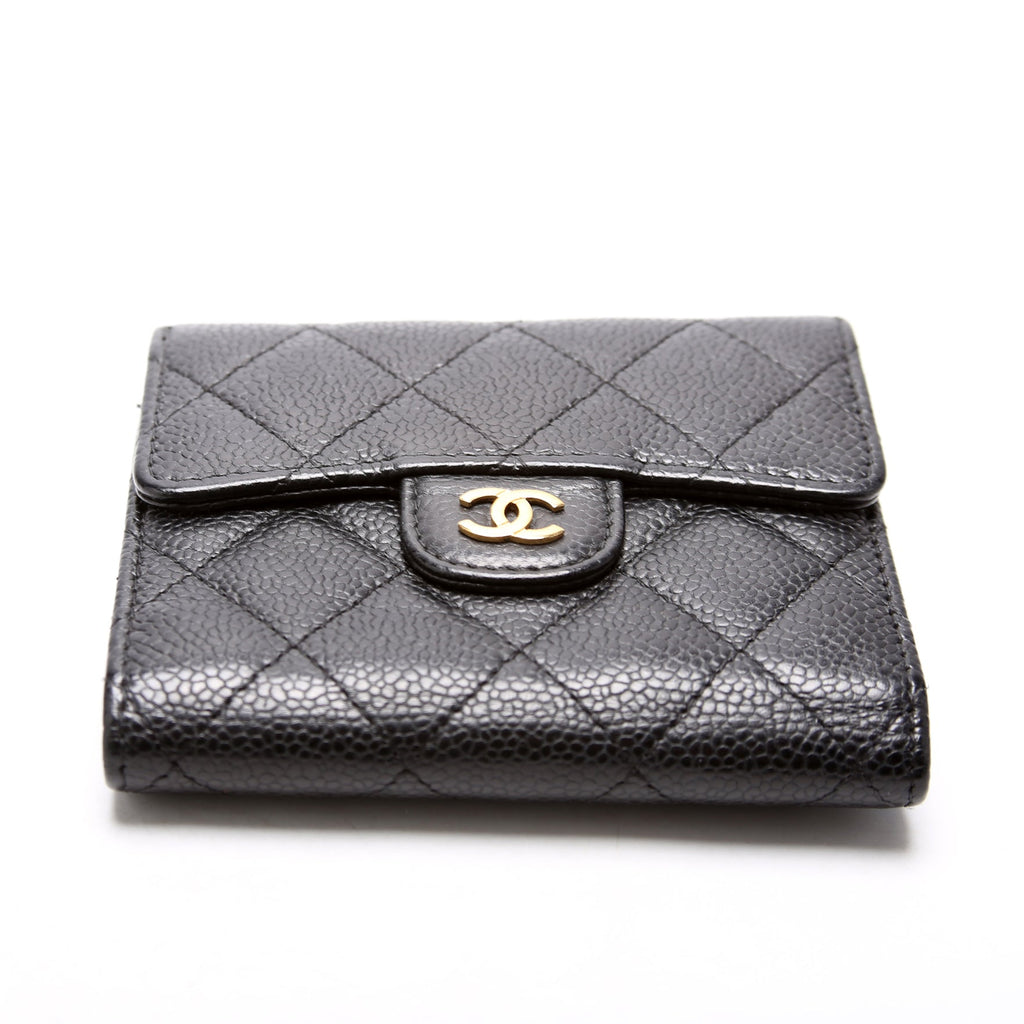 Classic Compact Flap Wallet Caviar 25M Black