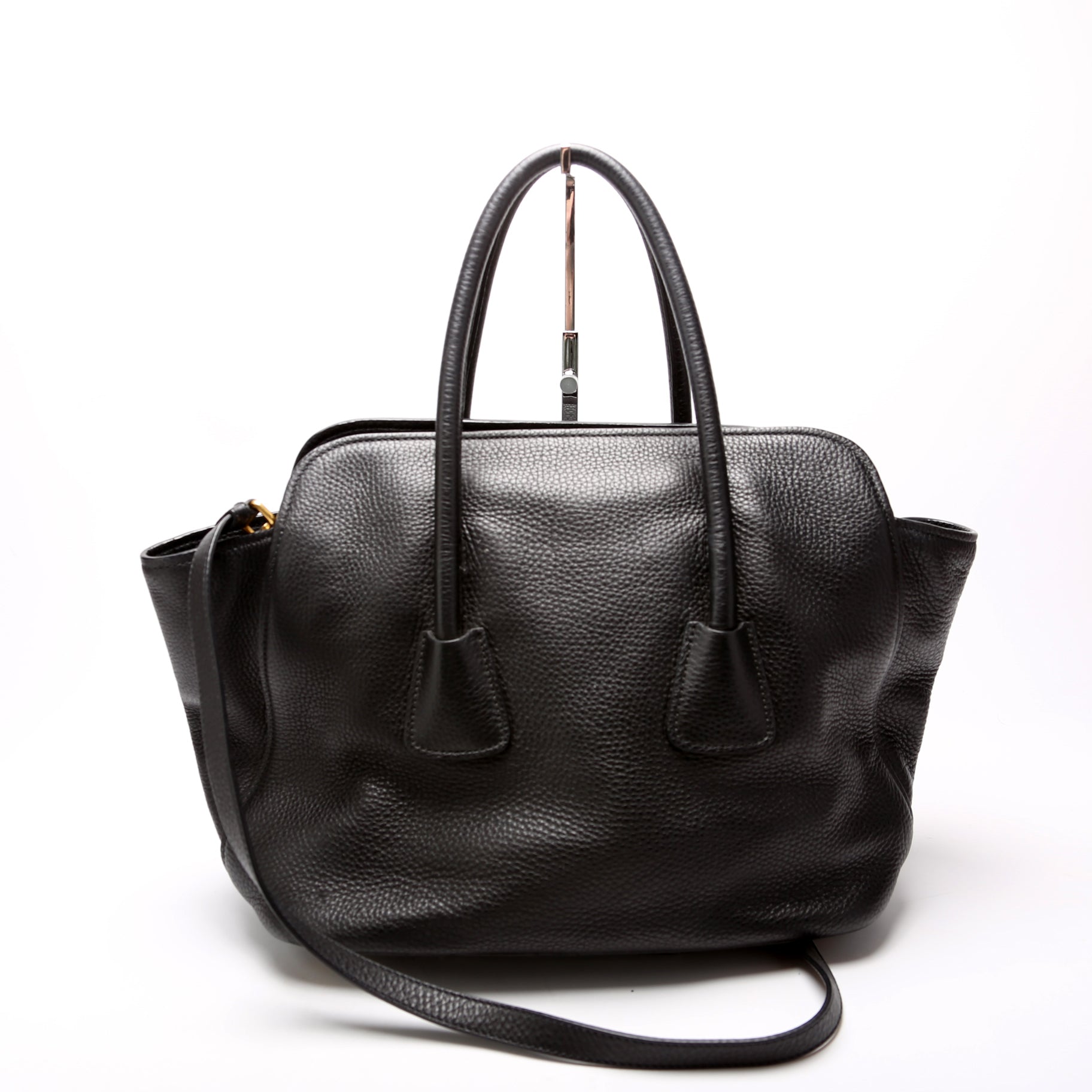 Vitello Daino Top Handle Tote Black