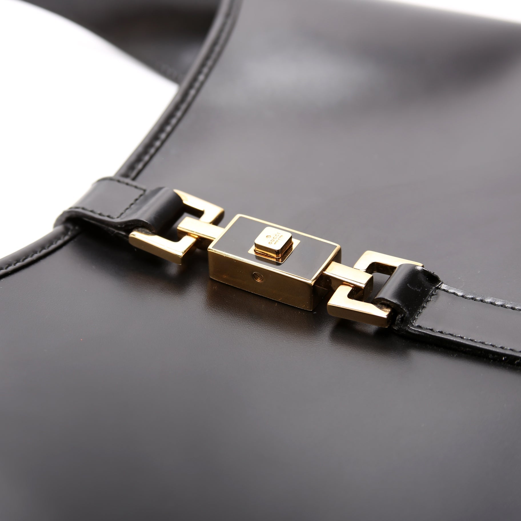 001.3306.3444 Jackie Hobo Leather Vintage Black