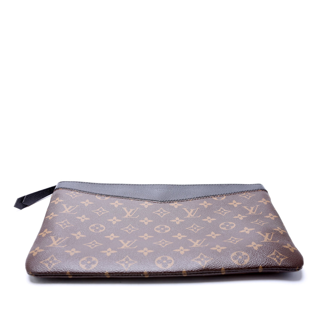 Daily Pouch Monogram Black