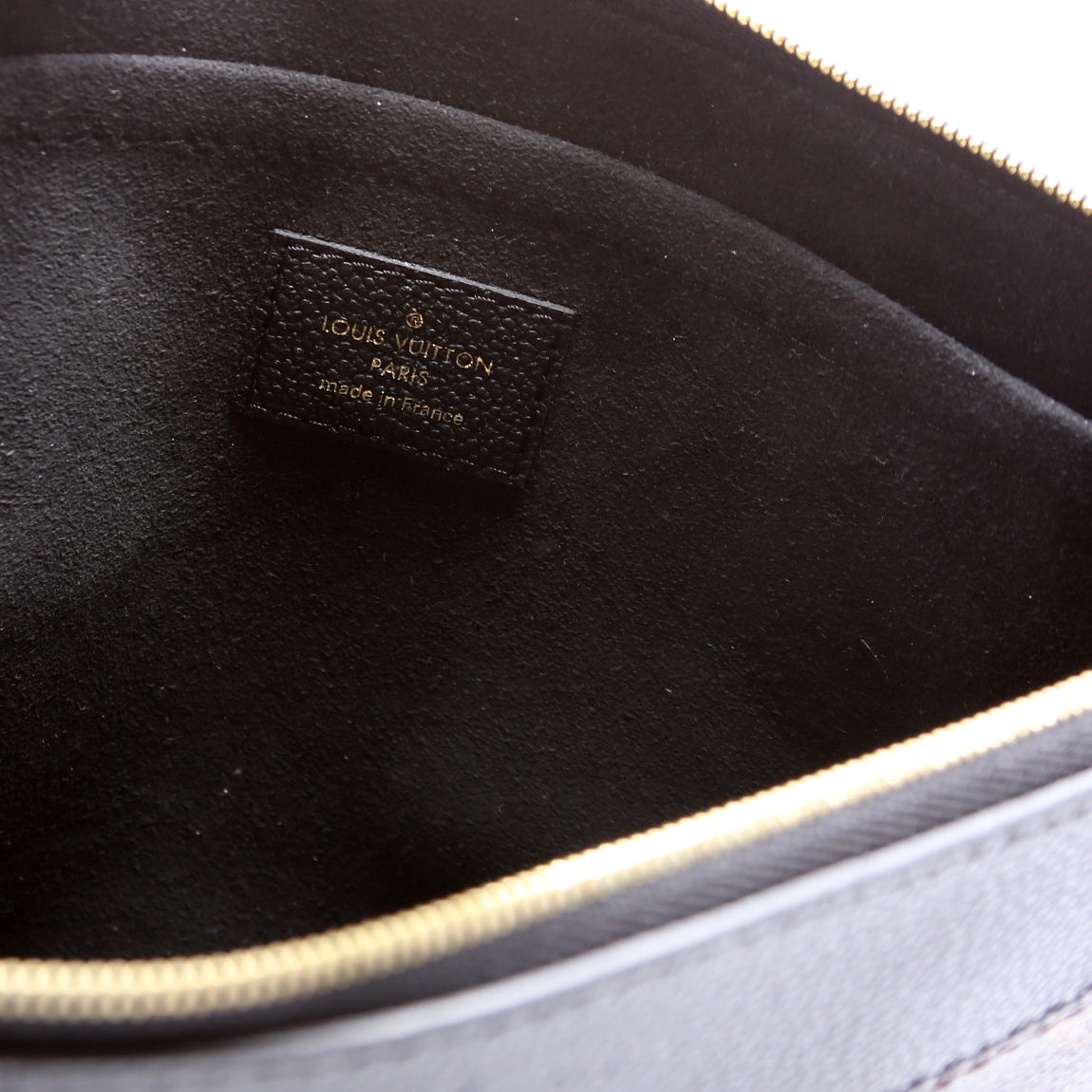 Daily Pouch Monogram Black