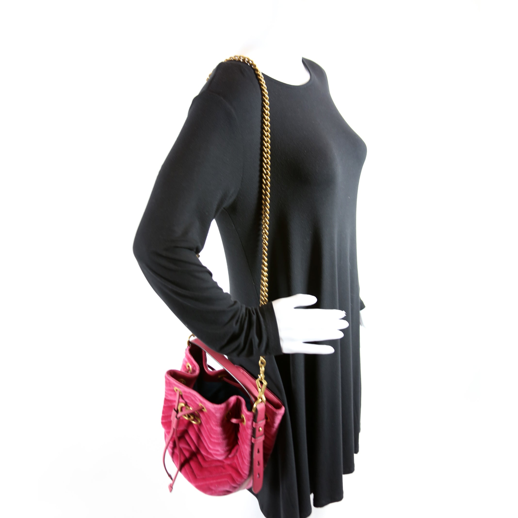 525081 GG Marmont Velvet Bucket Bag Pink