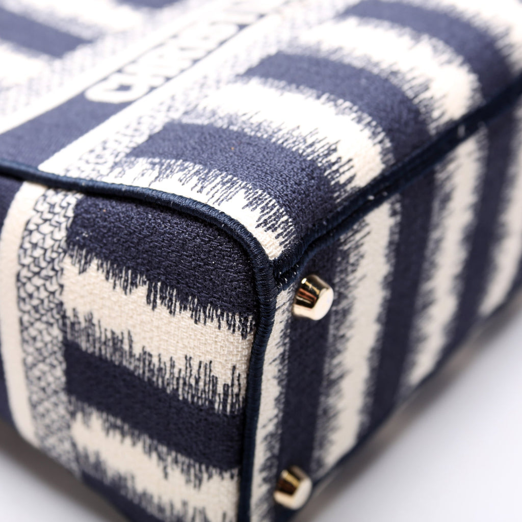 Lady D-Lite Medium Navy/Cream