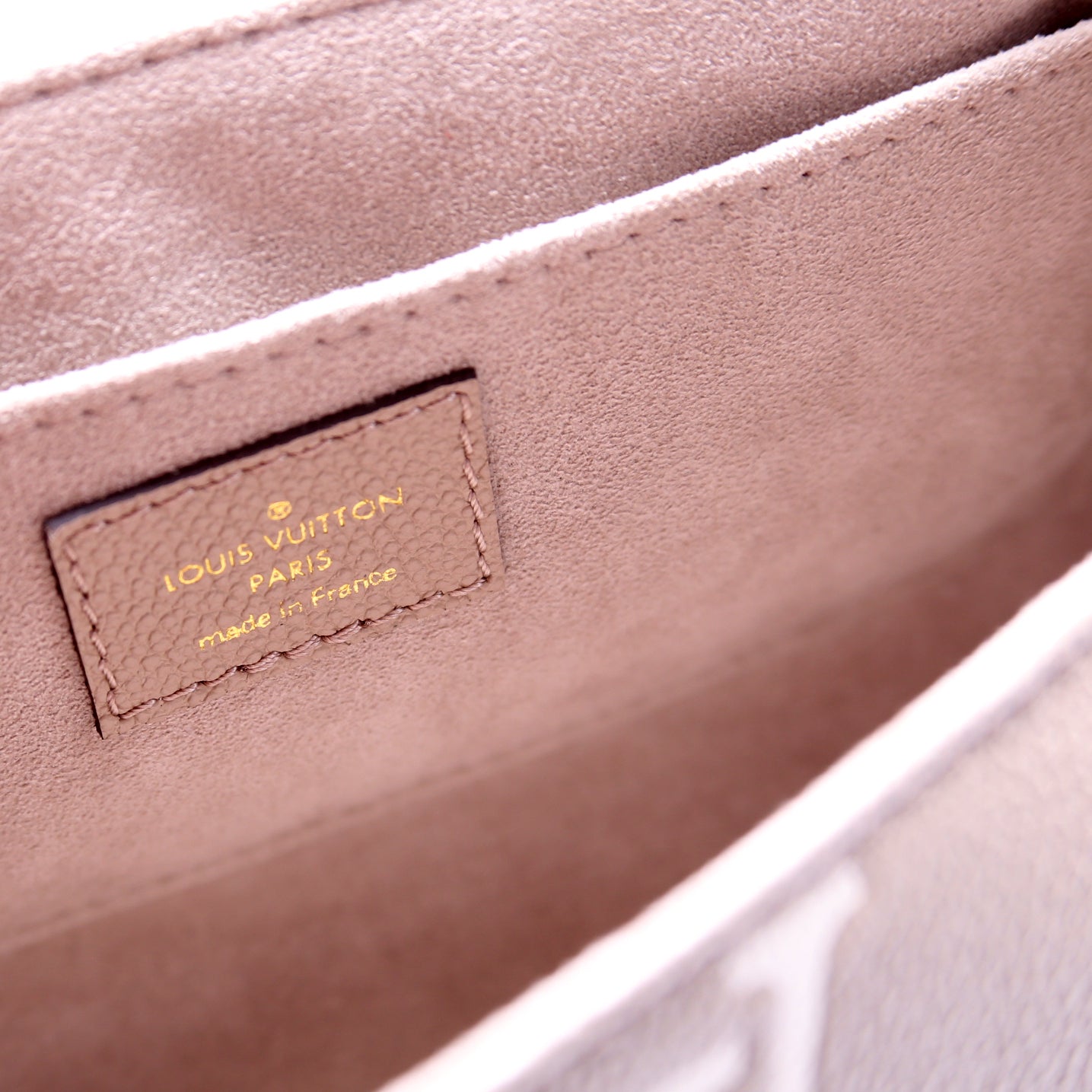 Favorite NM Bicolor Empreinte Turtledove