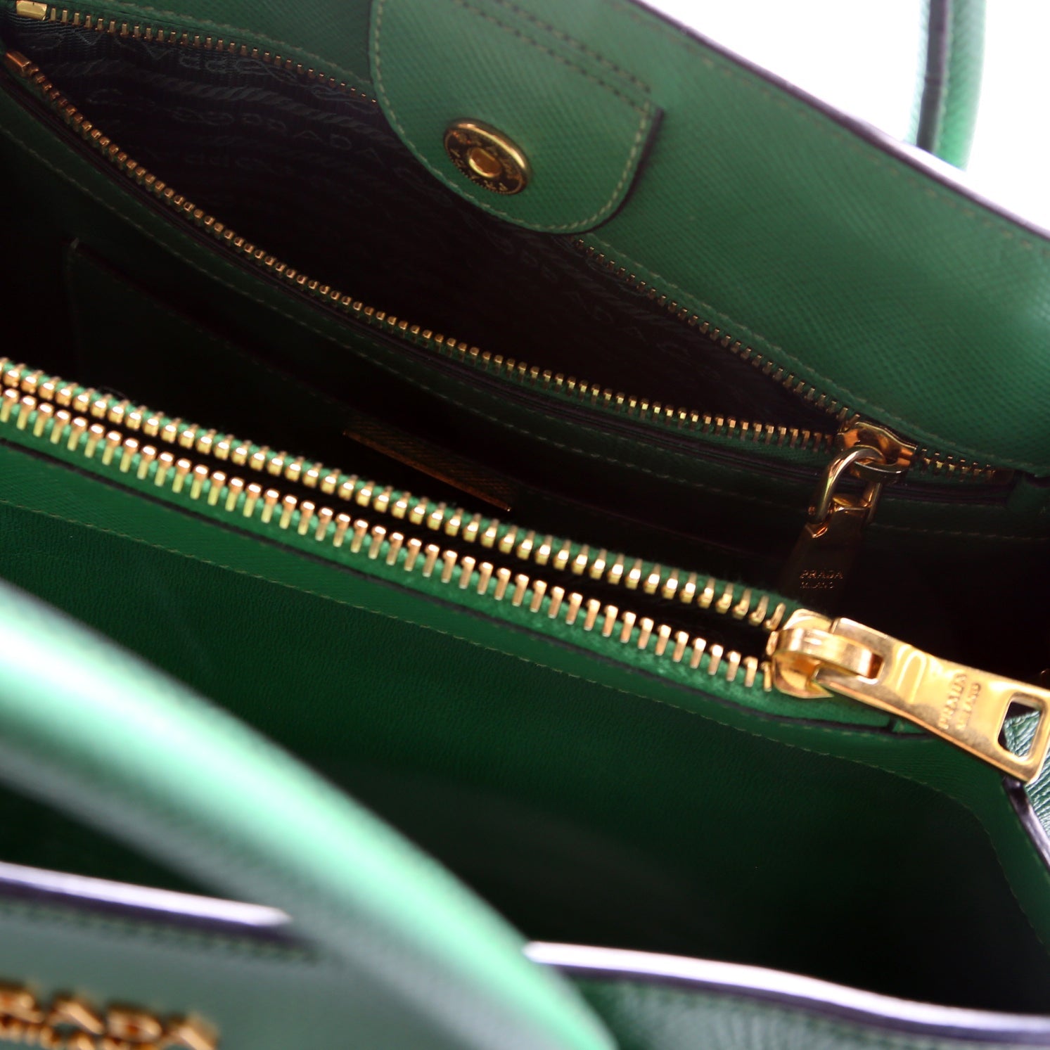 Saffiano Cuir Double Large Green