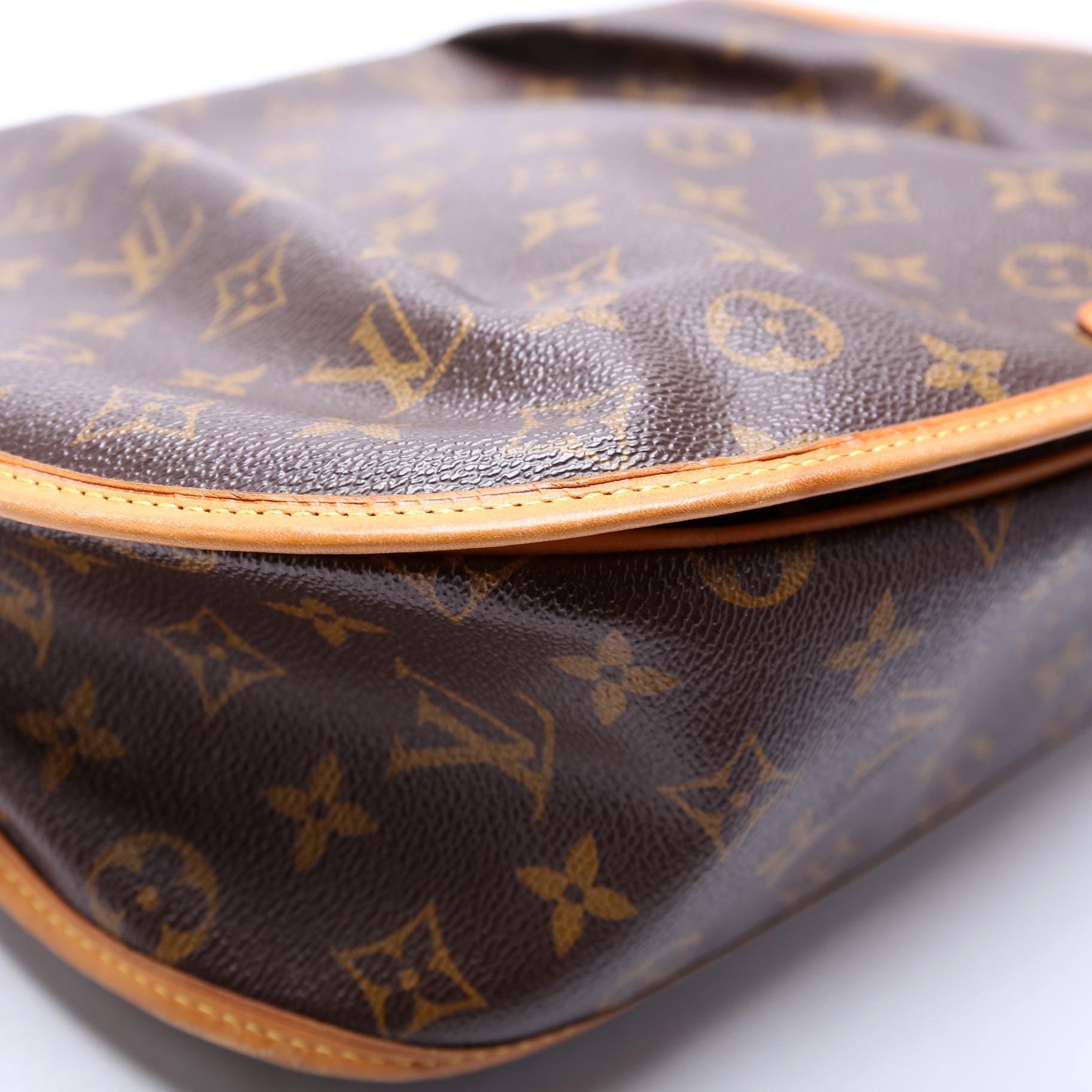 Menilmontant MM Monogram