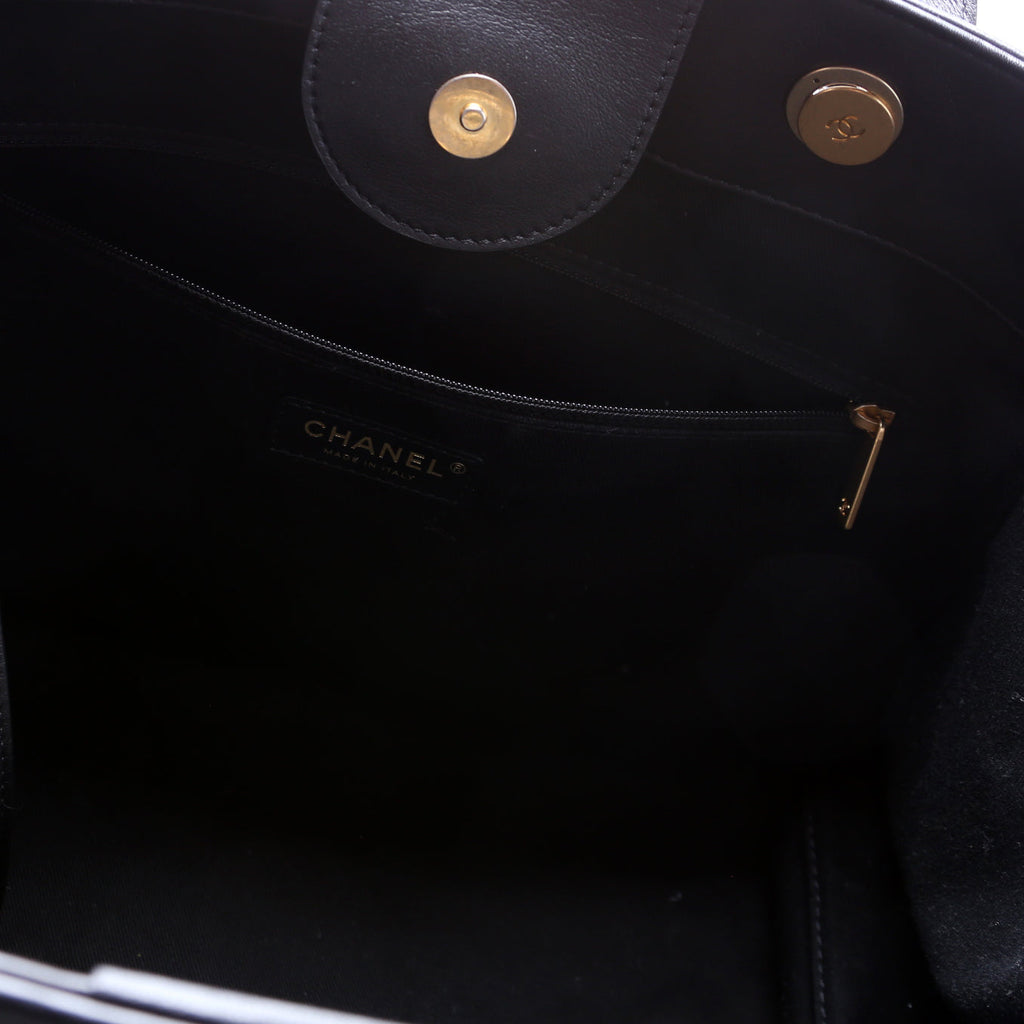Deauville Calfskin/Crochet Tote Medium Black