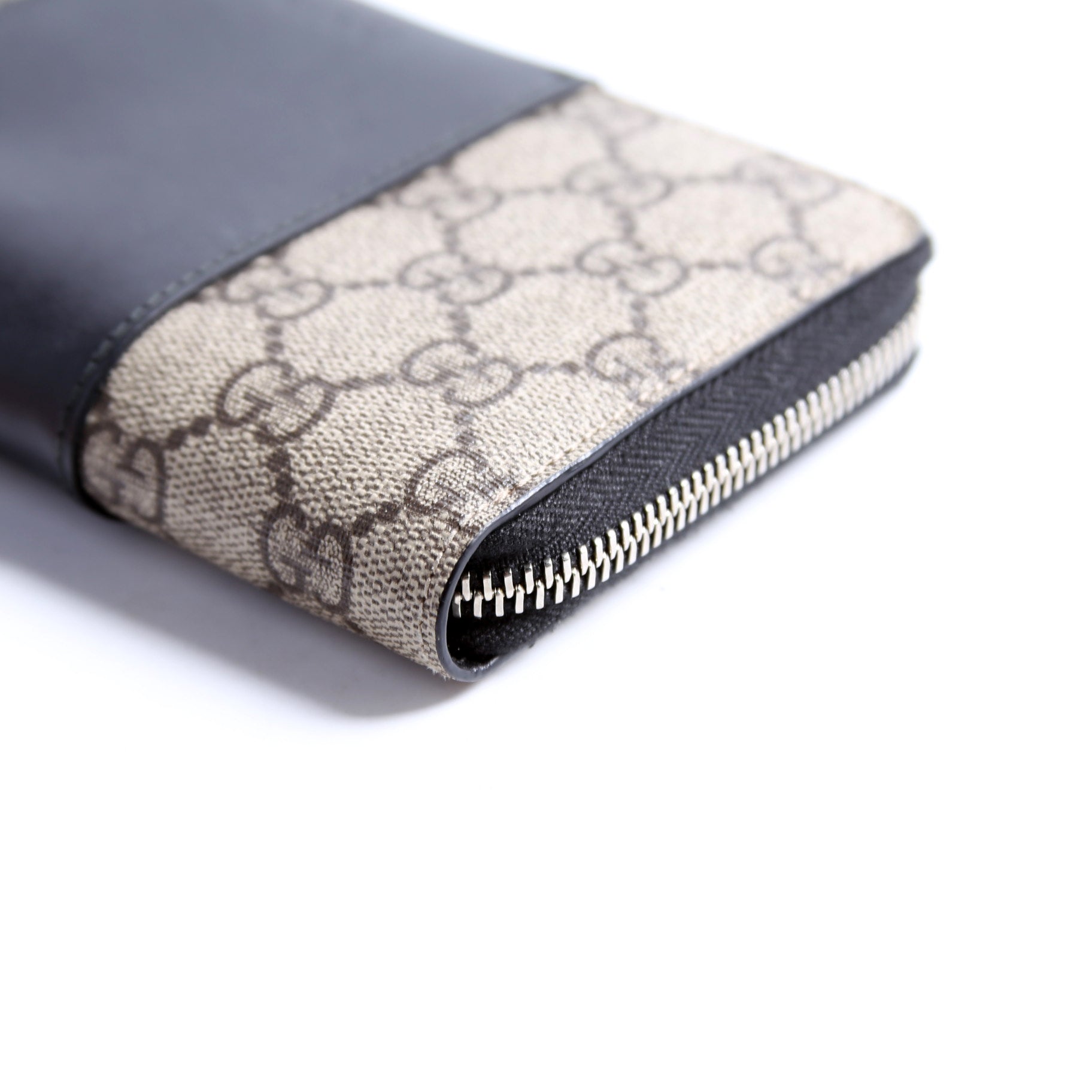 451249 GG Supreme/Leather Zip Around Wallet Beige/Black