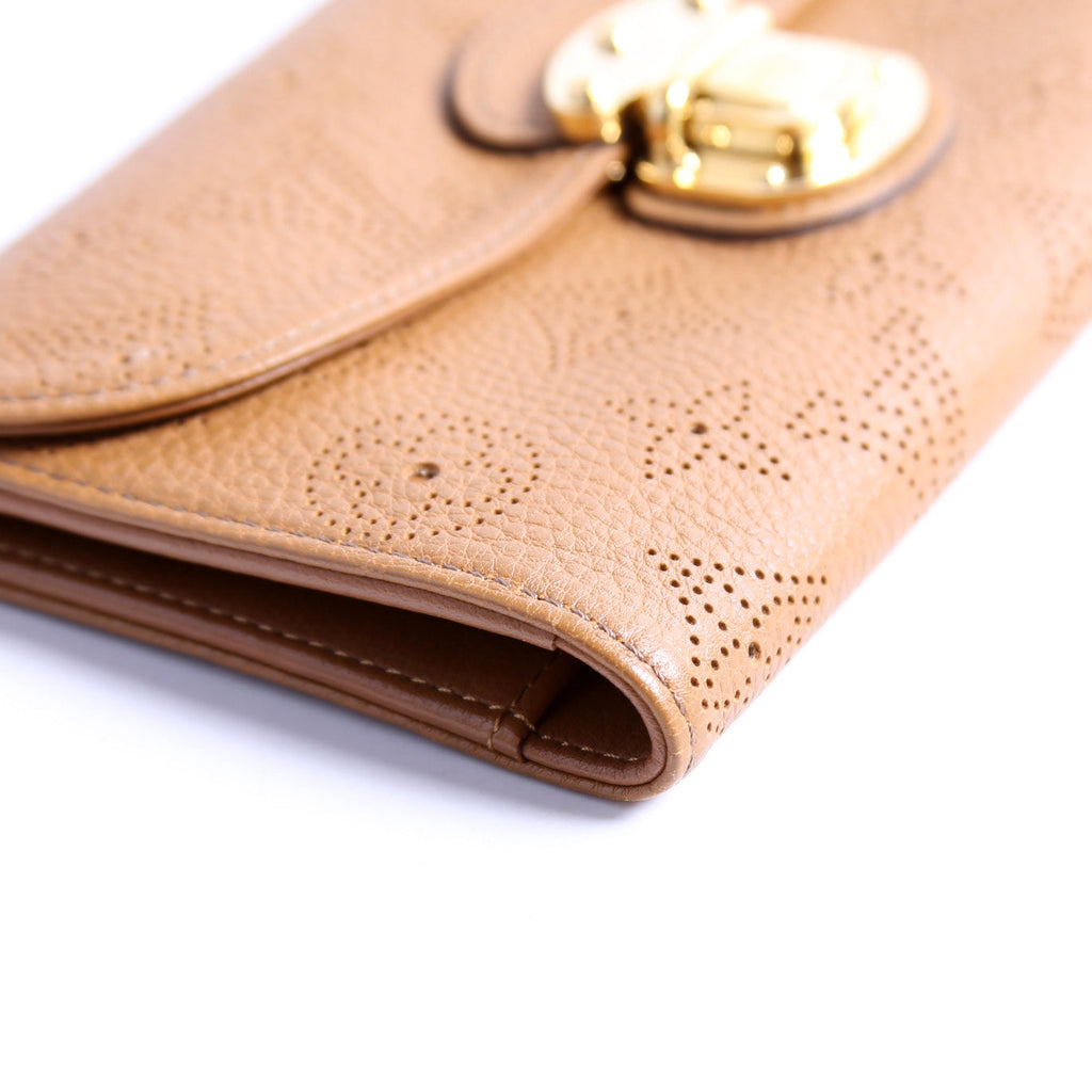 Amelia Wallet Mahina Tan