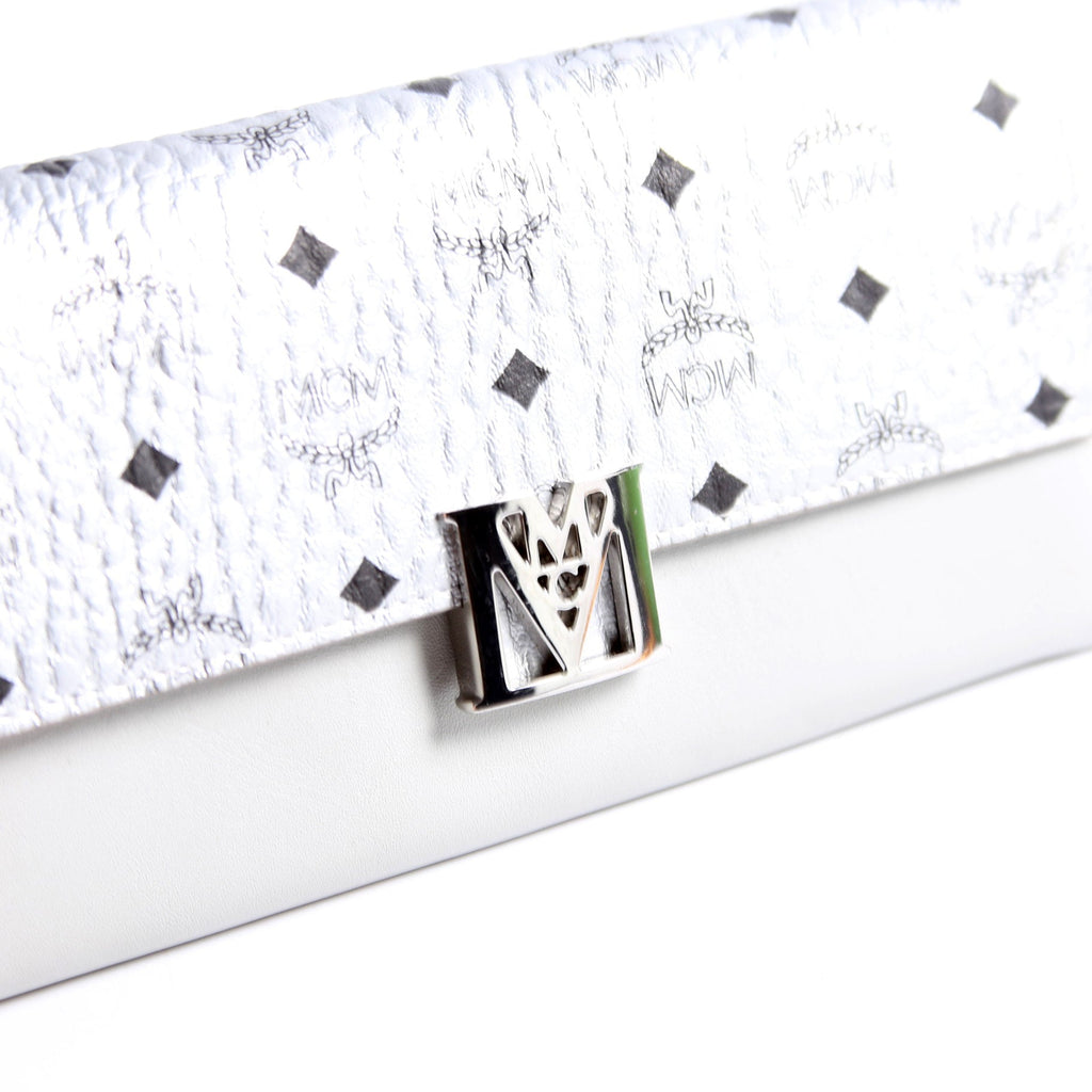 Travia Visetos Wallet On Chain Silver
