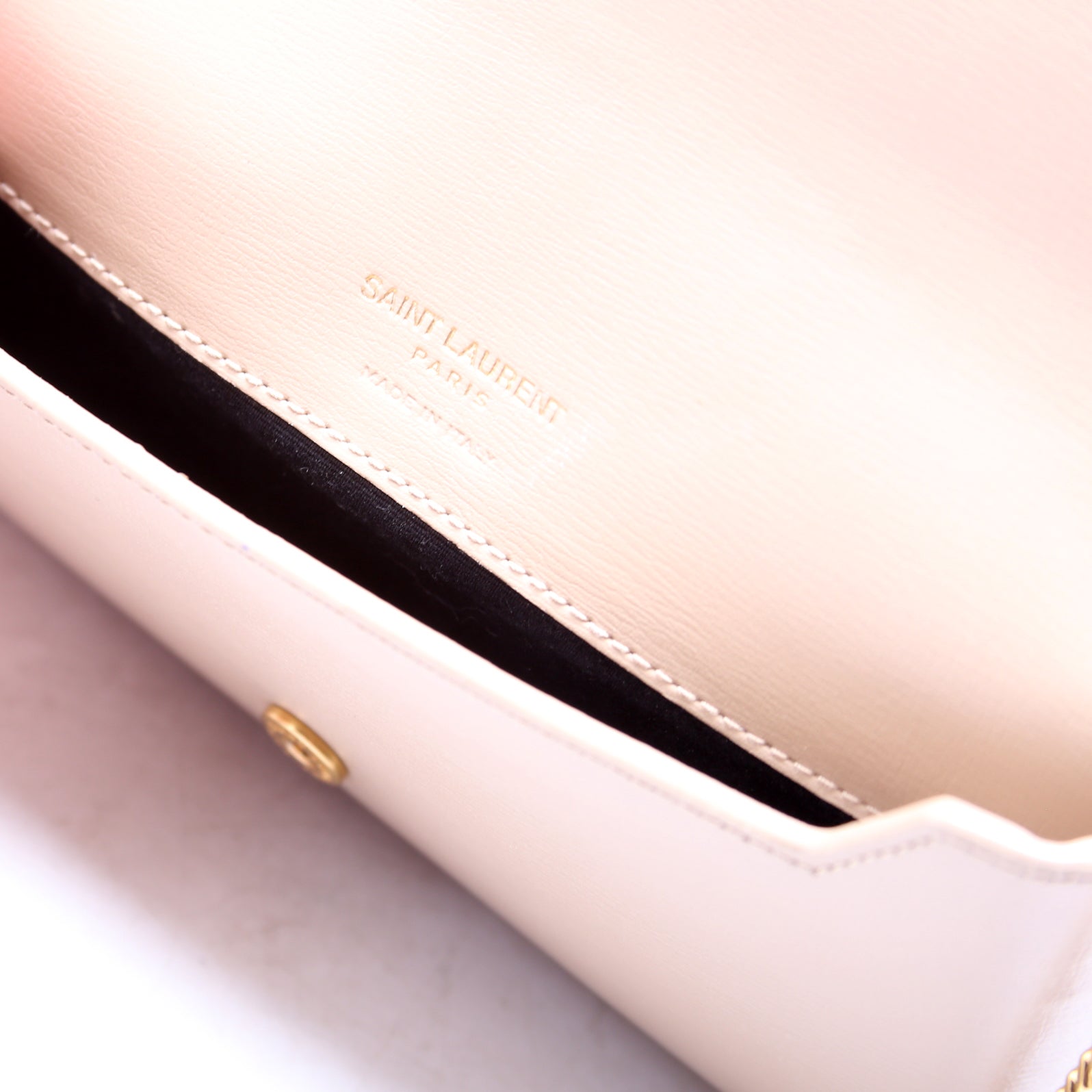 635095 Cassandra Phone Holder with Strap Tan