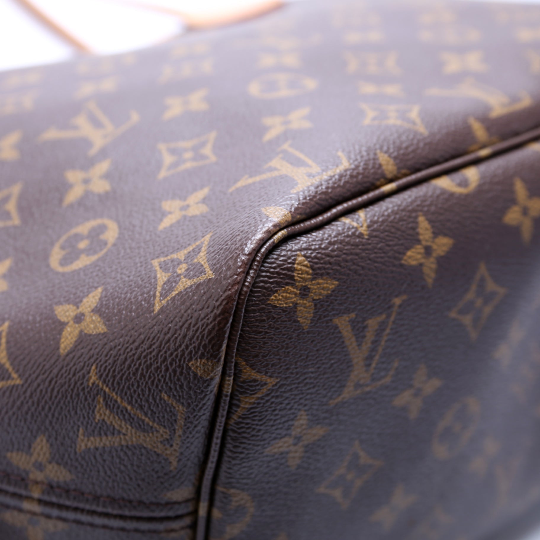 Neverfull MM Monogram Red