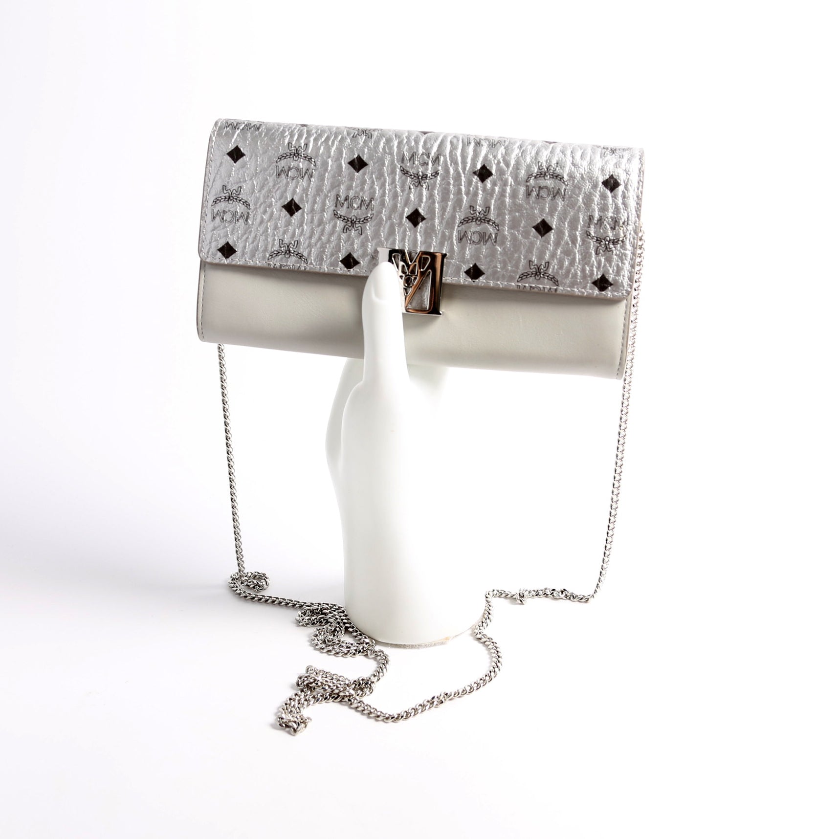 Travia Visetos Wallet On Chain Silver