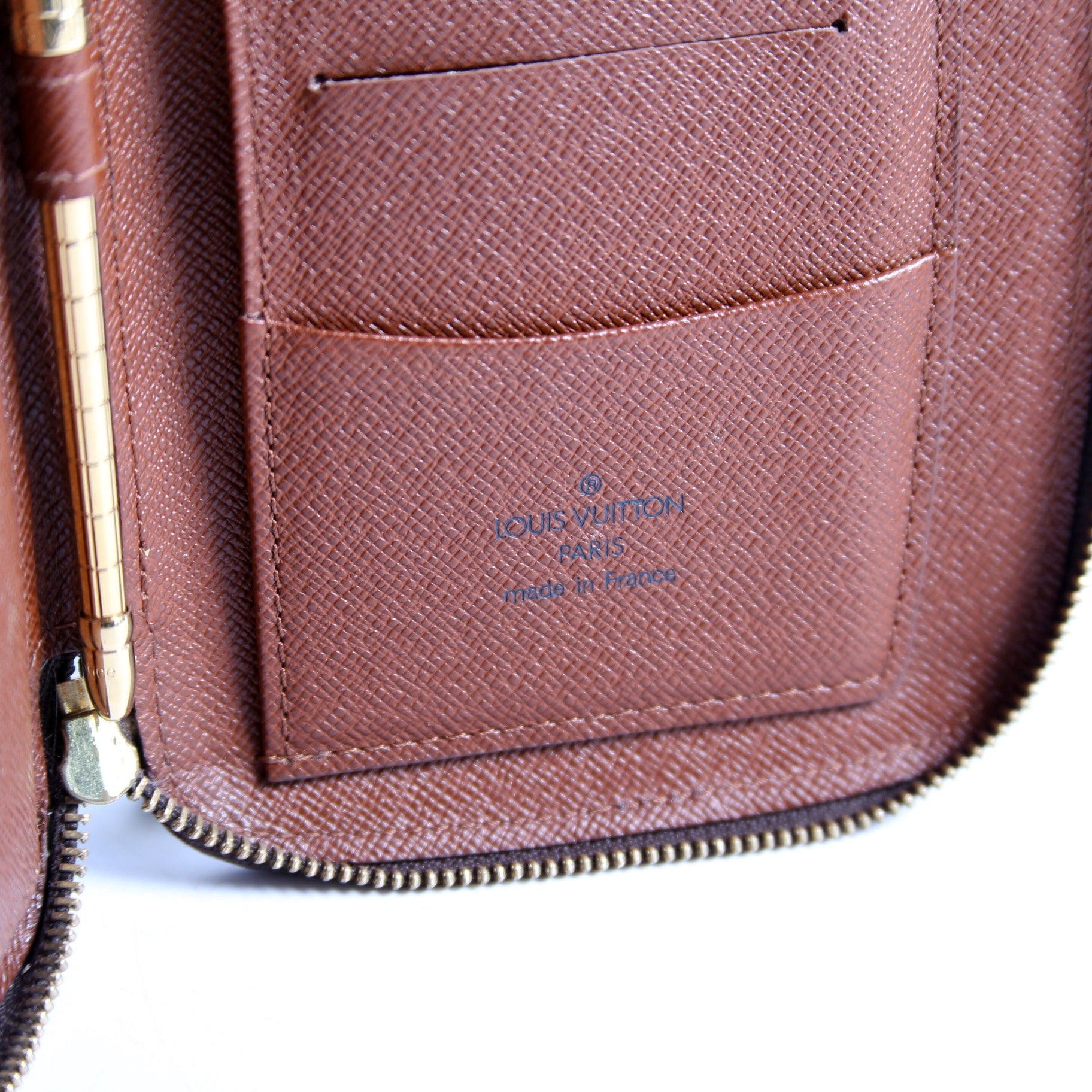 Geode Organizer Zippy Wallet Monogram