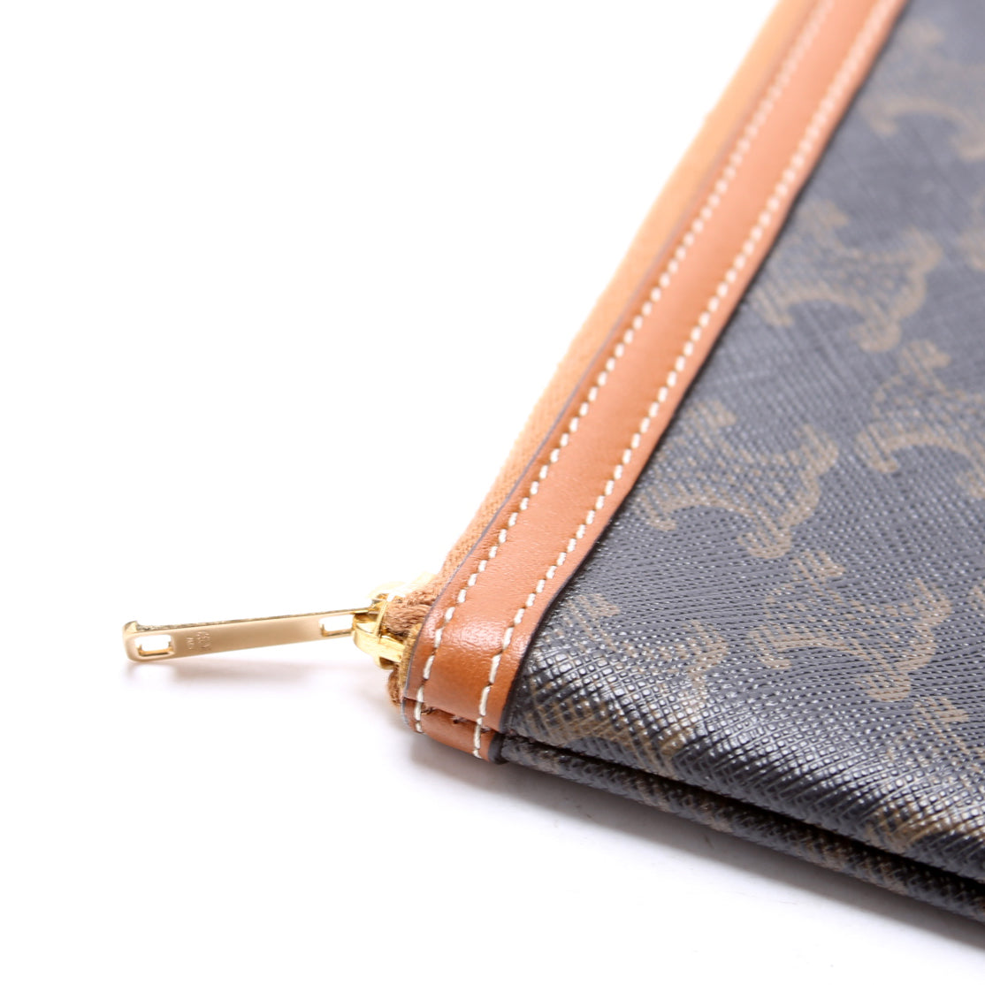 Triomphe Canvas Logo Medium Zip Pouch Brown