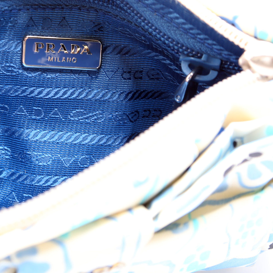 1N1422 Tessuto Nylon Bow Wristlet Pouch Blue/Cream