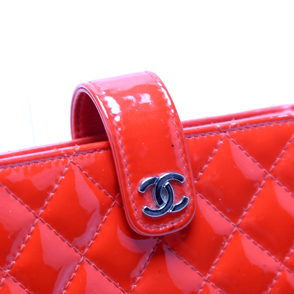 CC Quilted Patent Pouch