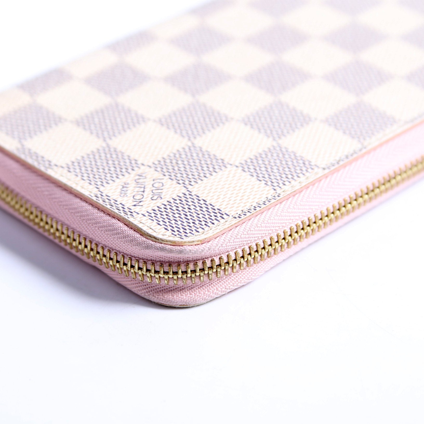Zippy Wallet Damier Azur Pink