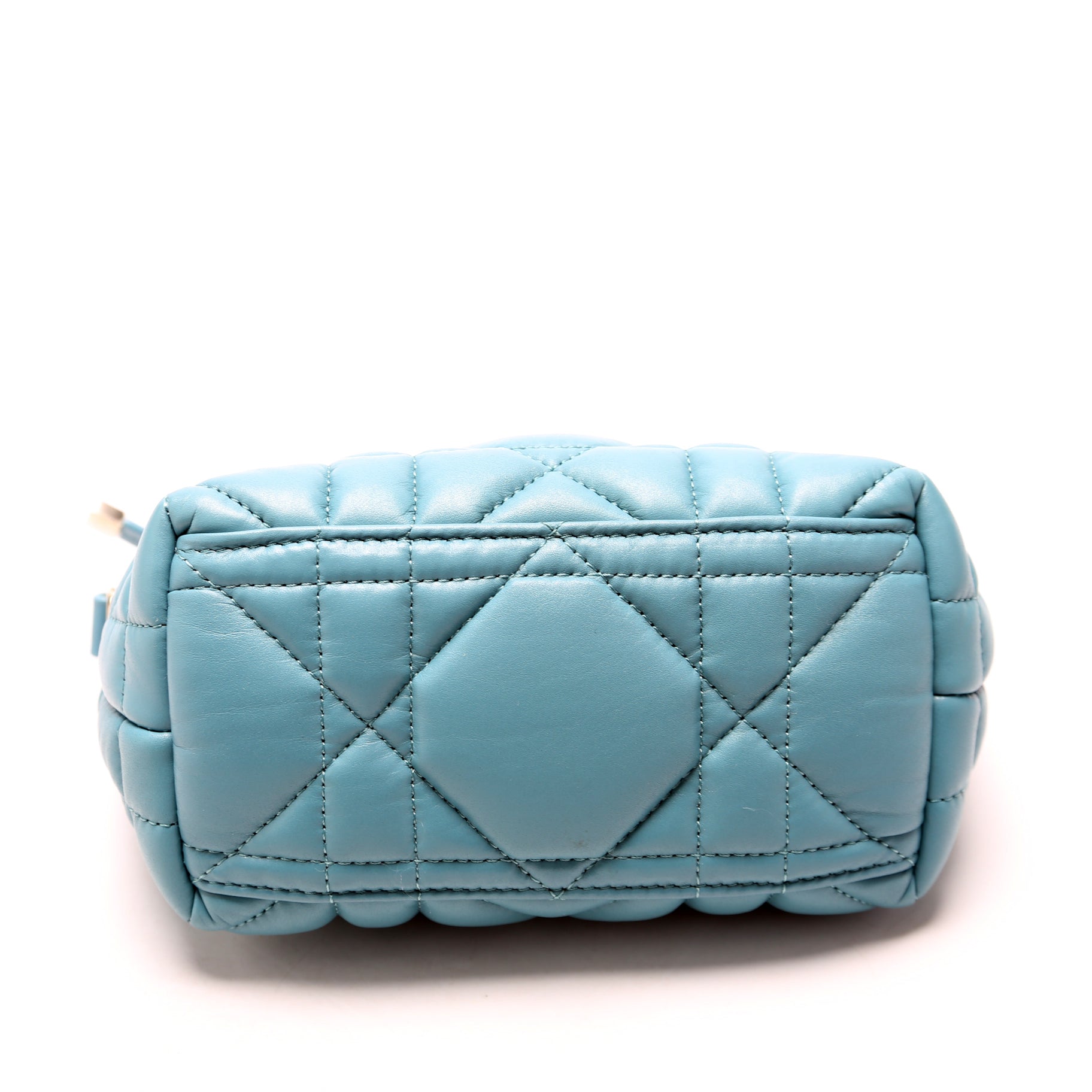 Diortravel Small Nomad Pouch Cannage Calfskin Blue