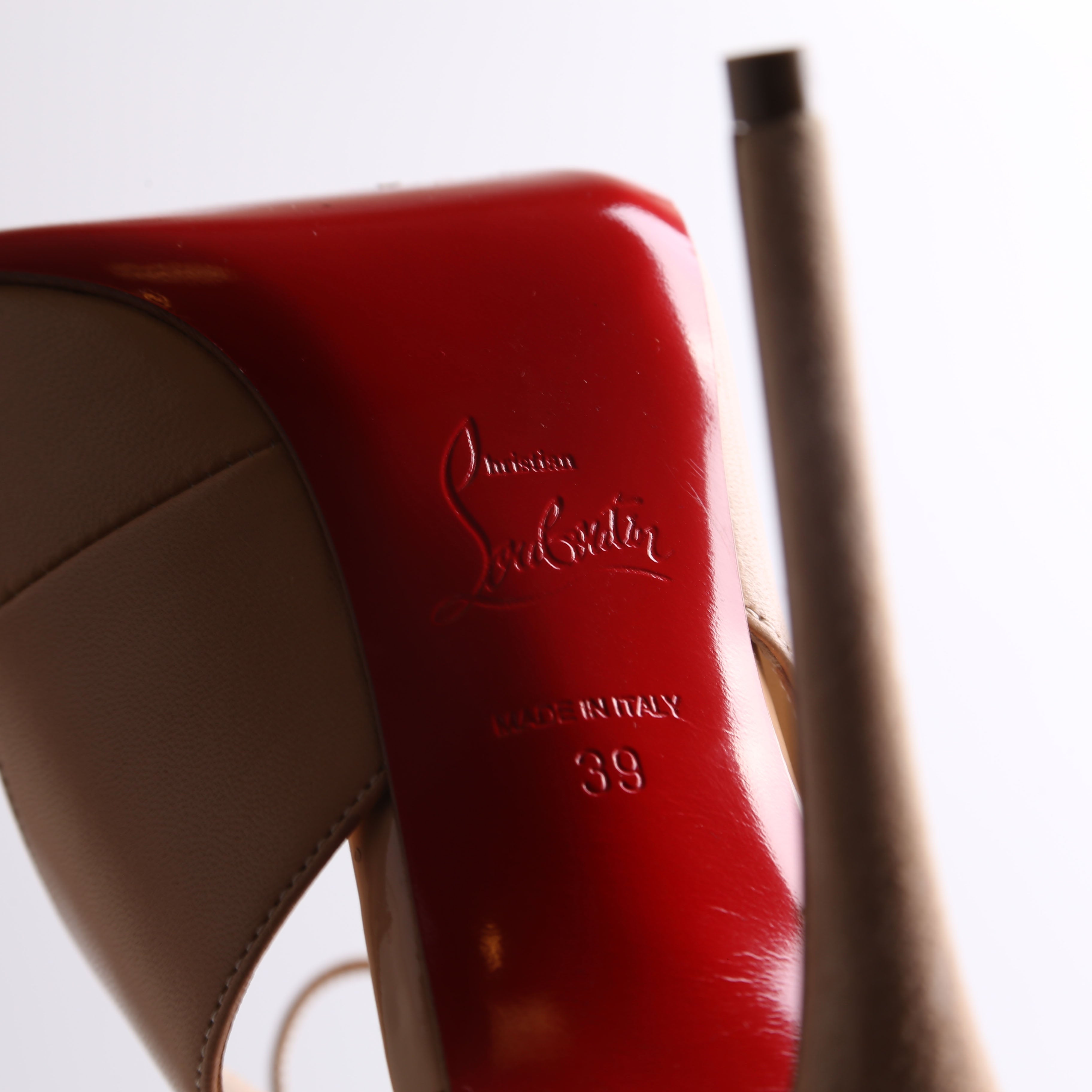 Ferme Rouge Pumps Size 39