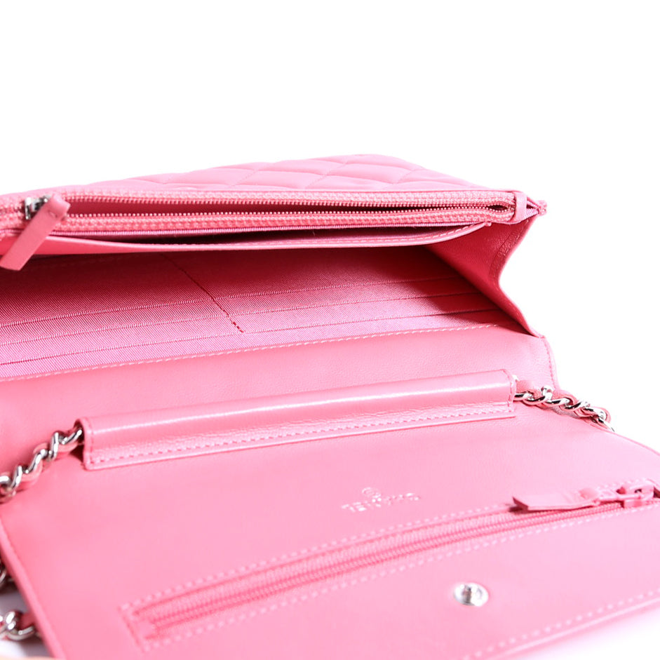WOC Classic Quilted Lambskin Pink