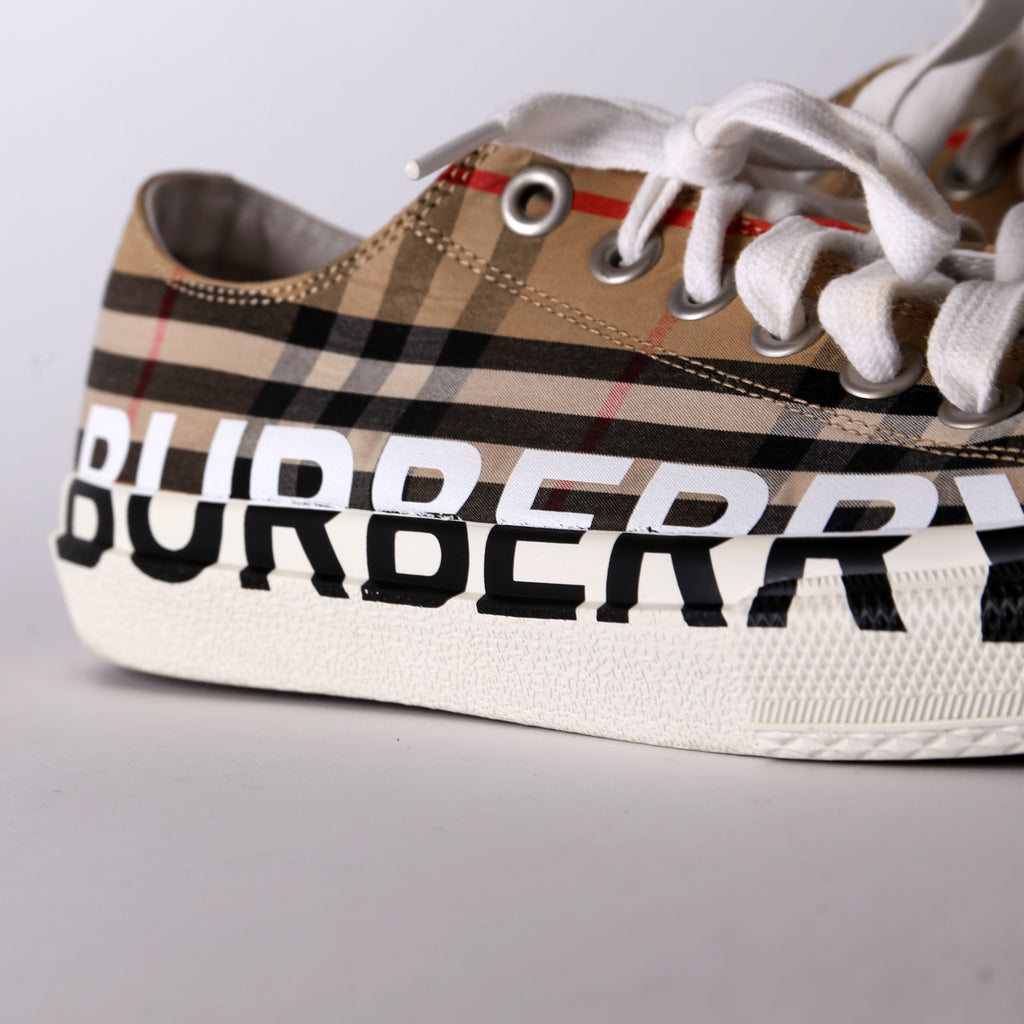 Larkhall Logo Vintage Check Sneakers Size 40.5
