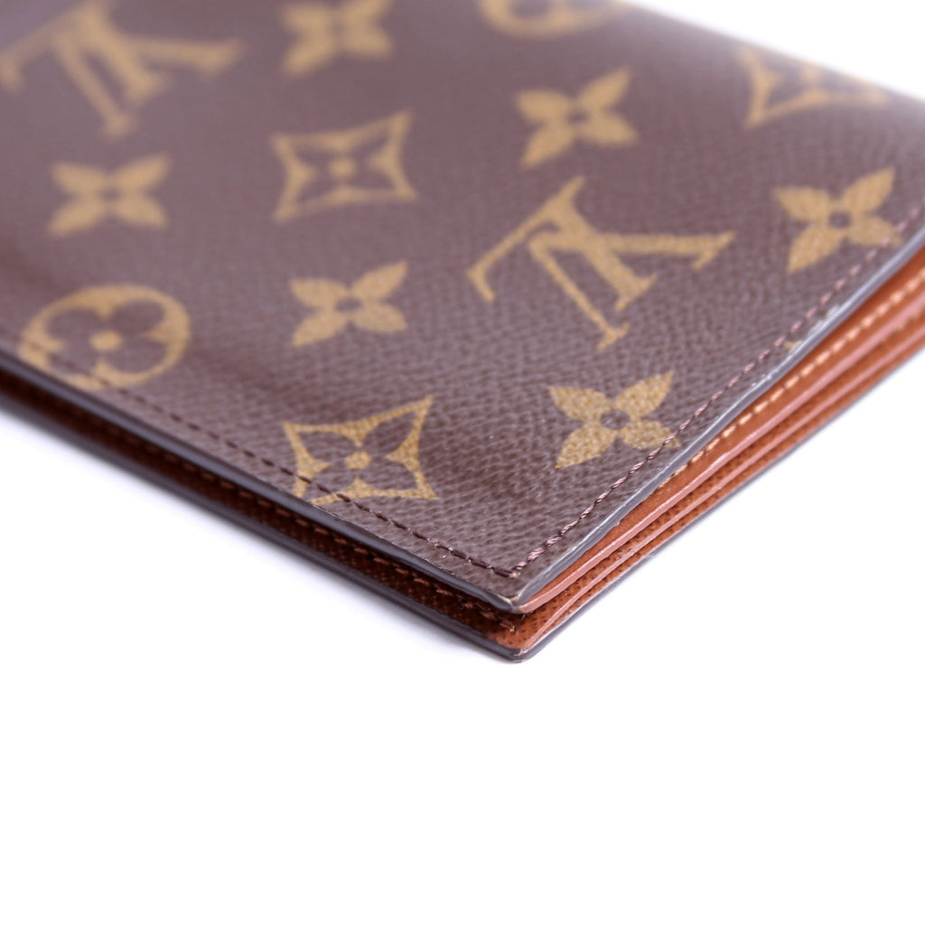 Passport Holder Monogram
