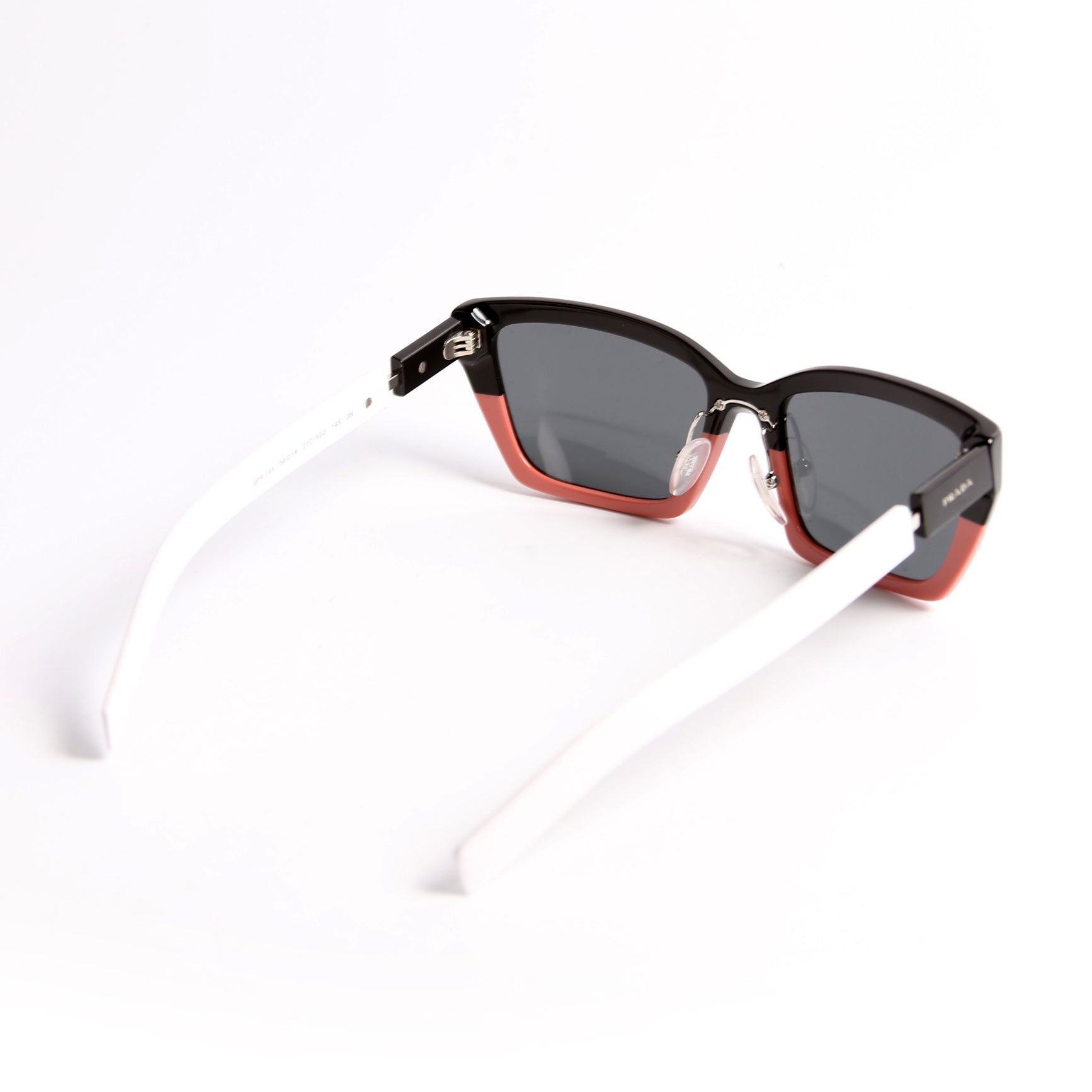 SPR14X Sunglasses White/Black