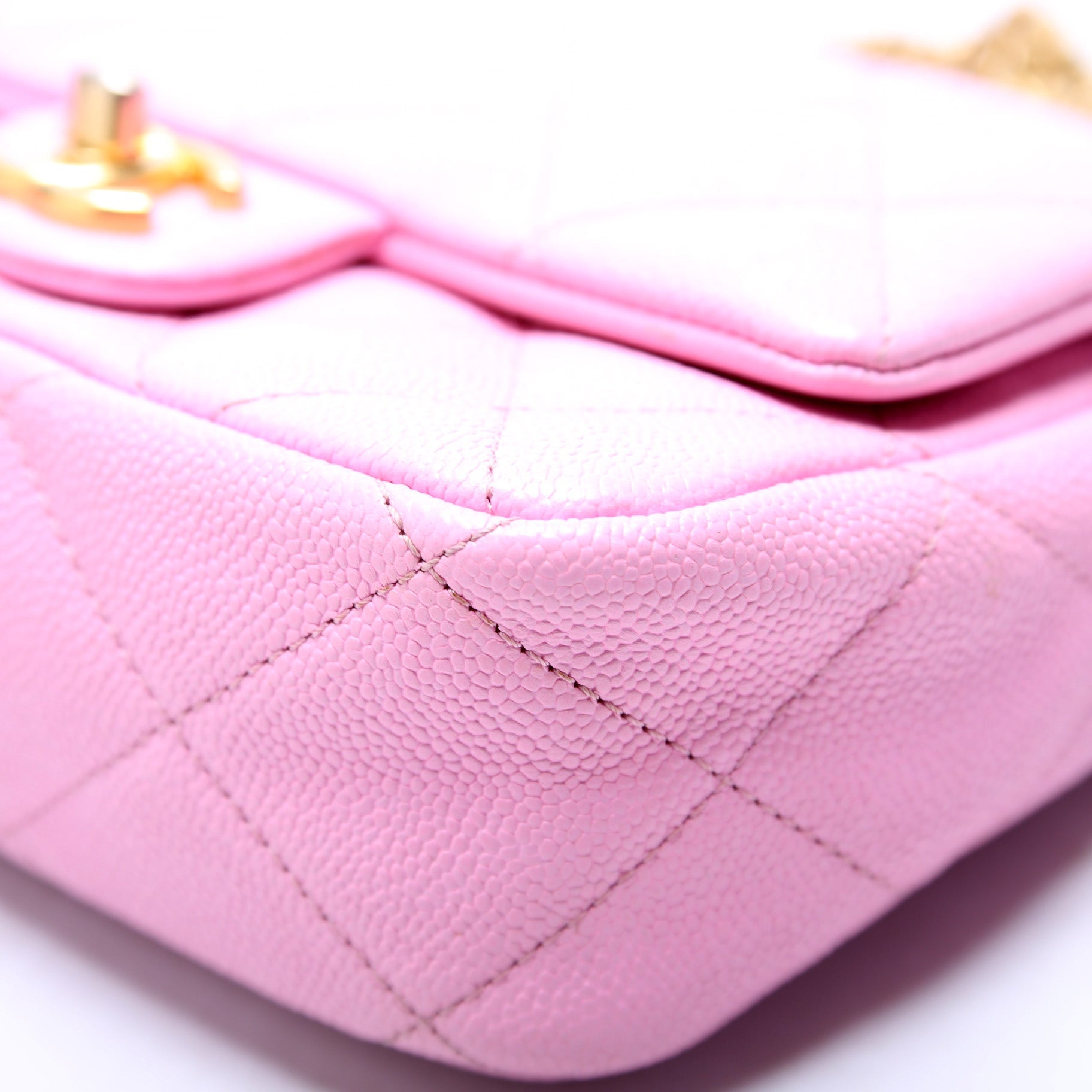Classic Flap Mini Sweetheart Chain Caviar RFID Pink