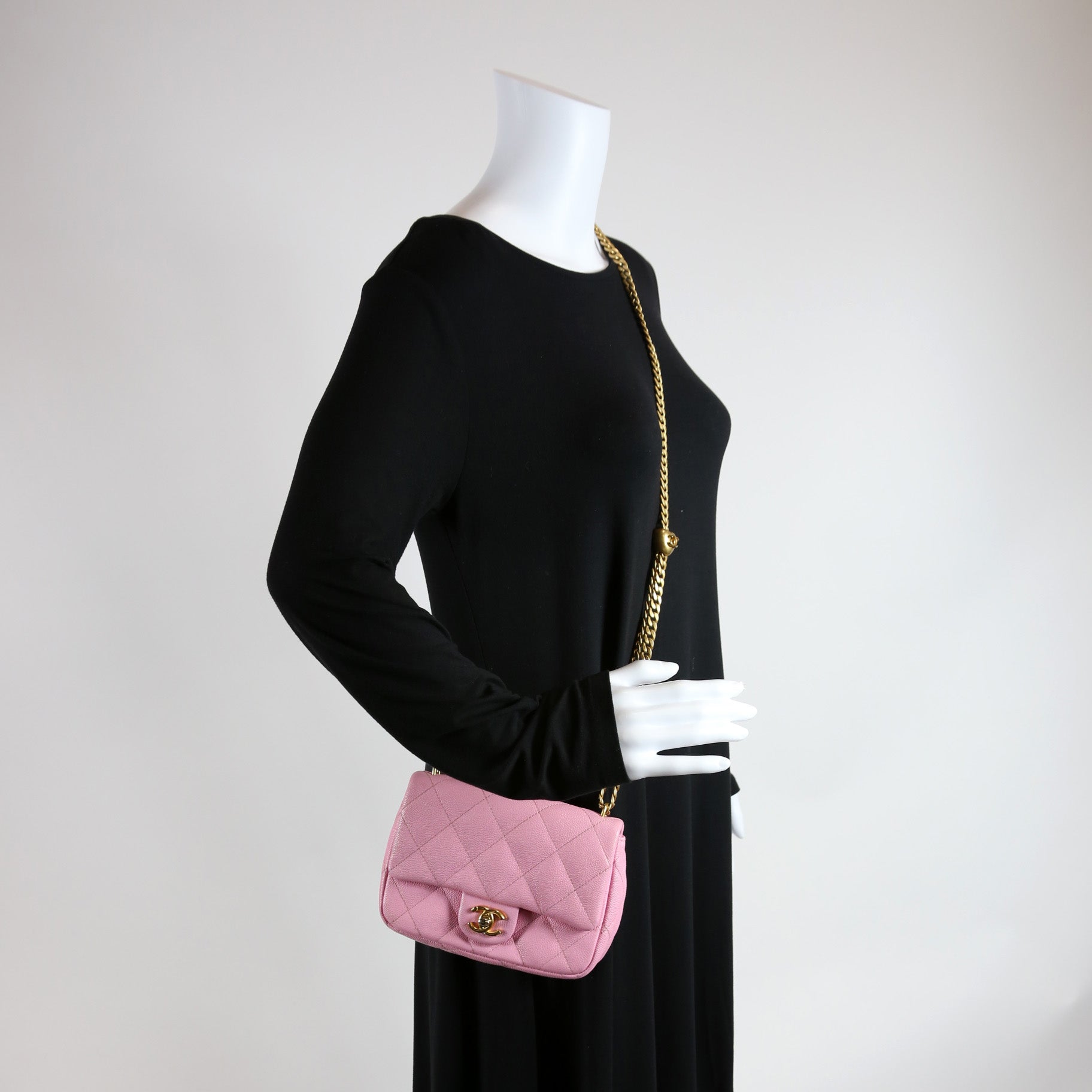 Classic Flap Mini Sweetheart Chain Caviar RFID Pink