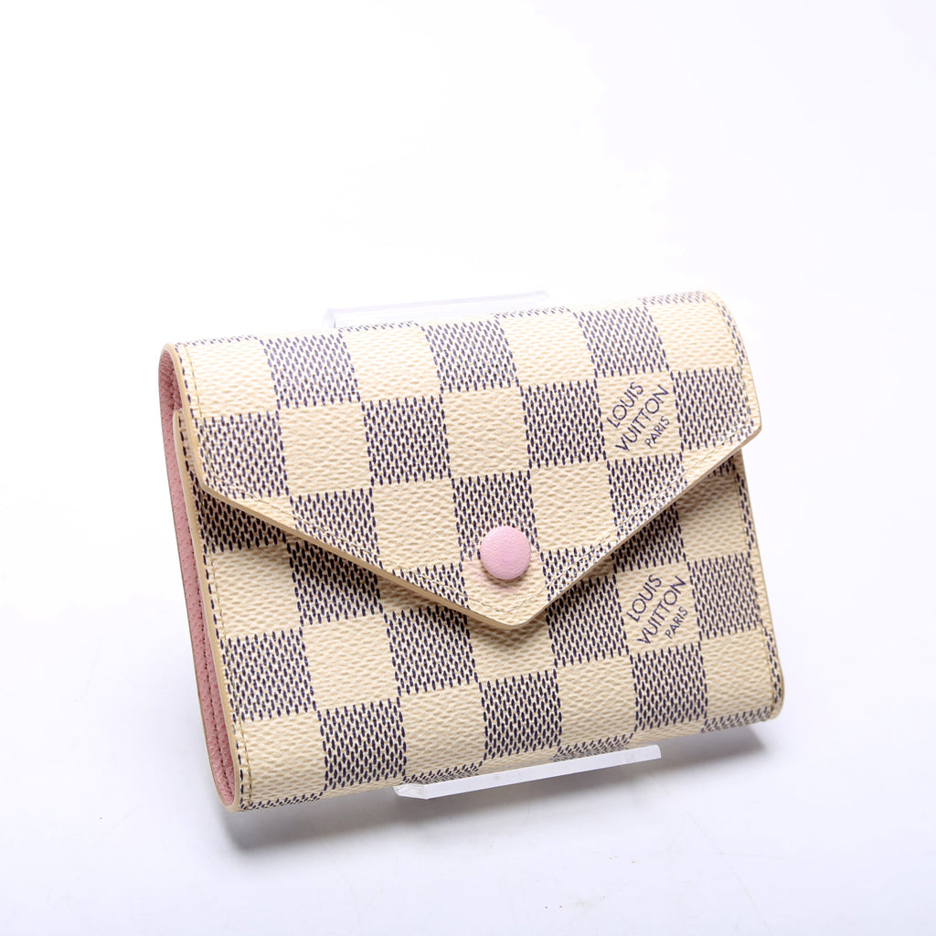 Victorine Wallet Monogram