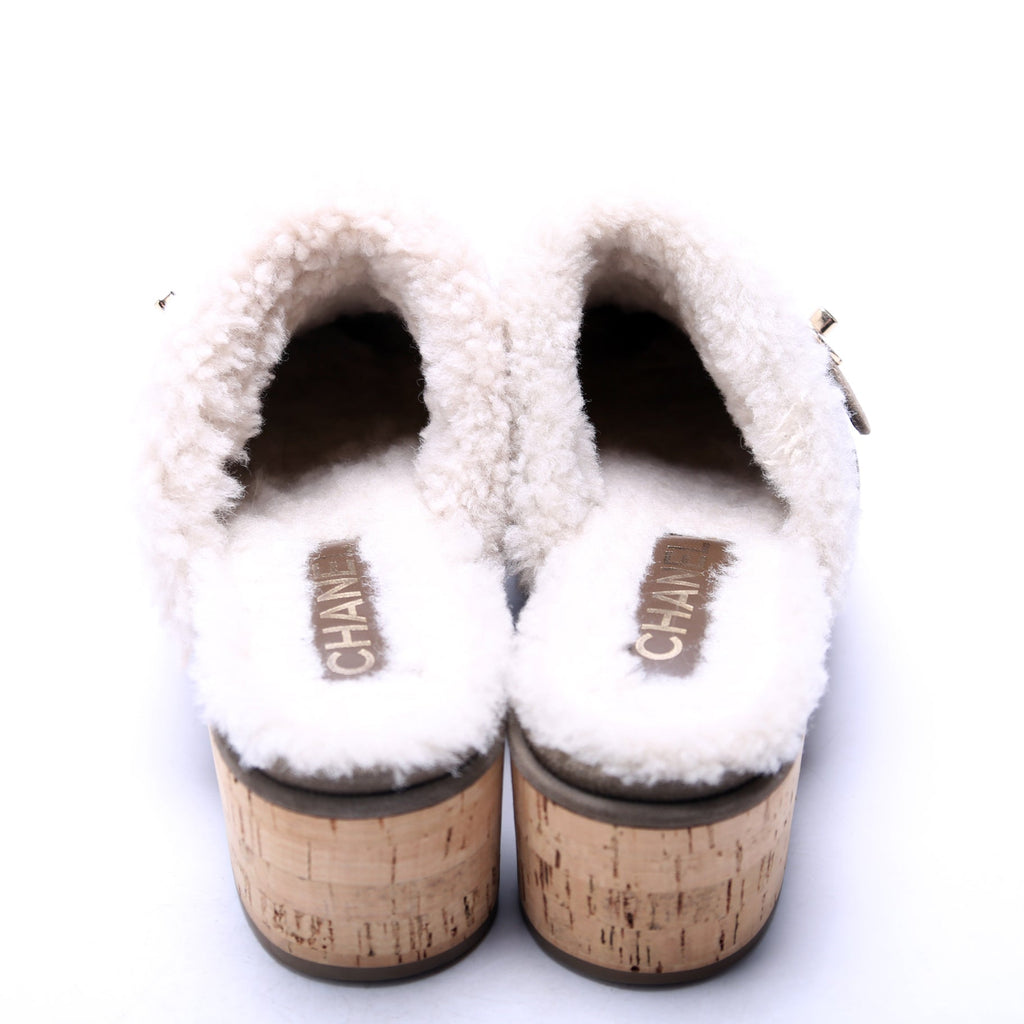 CC Turnlock Suede/Shearling Clogs Size 38 Taupe