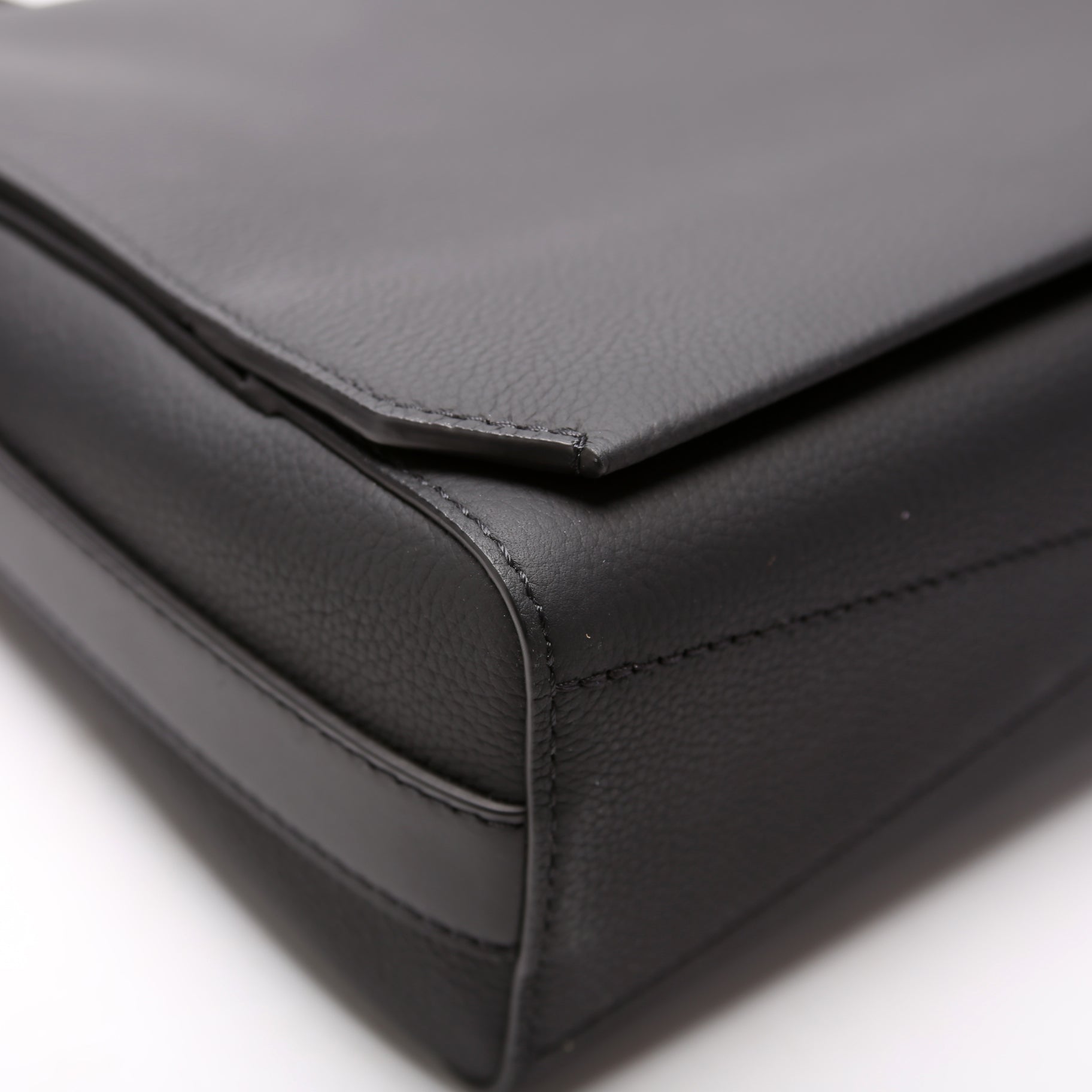 Takeoff Messenger Aerogram Black