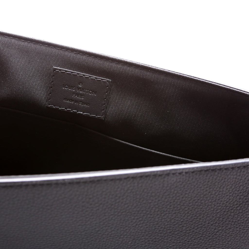 Takeoff Messenger Aerogram Black