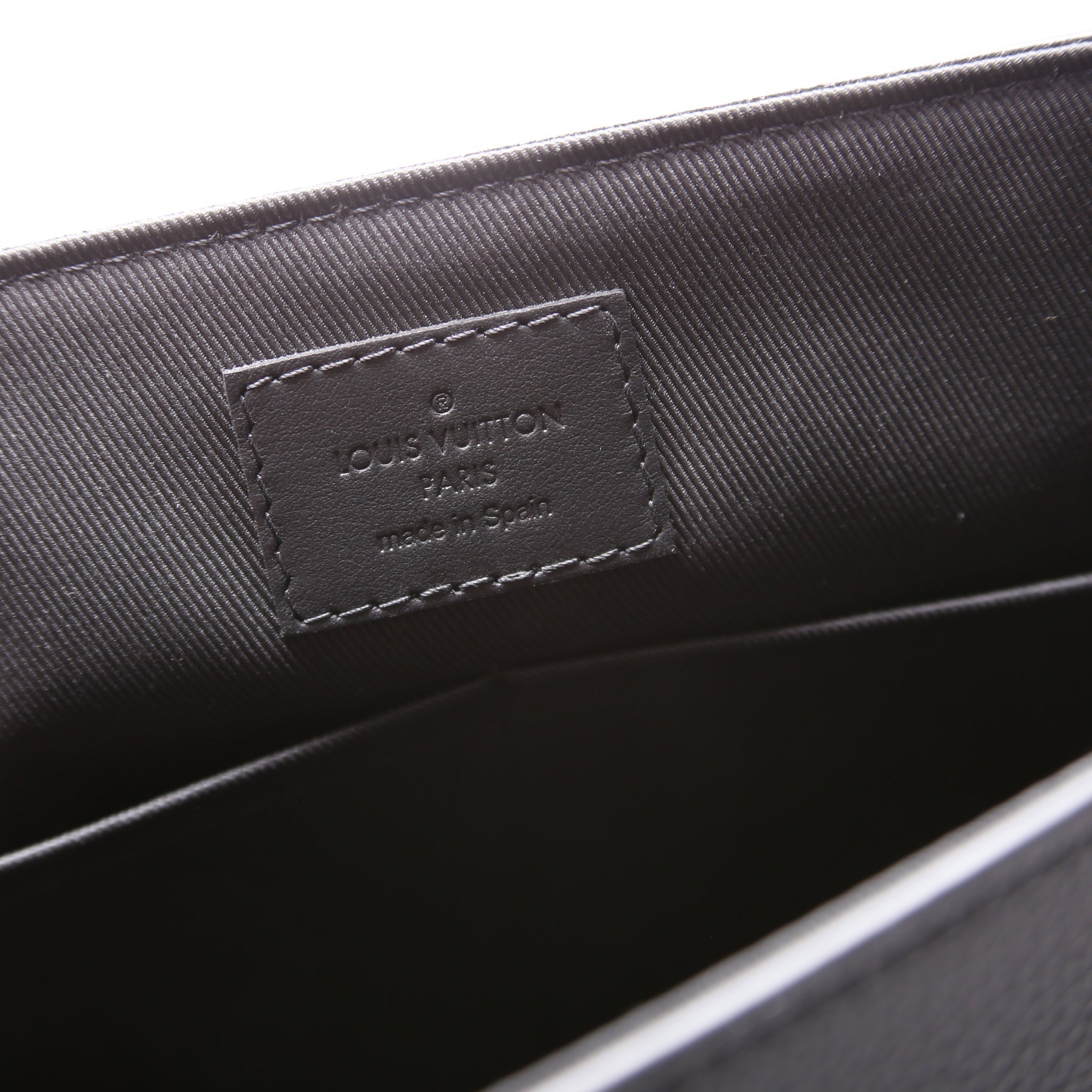 Takeoff Messenger Aerogram Black