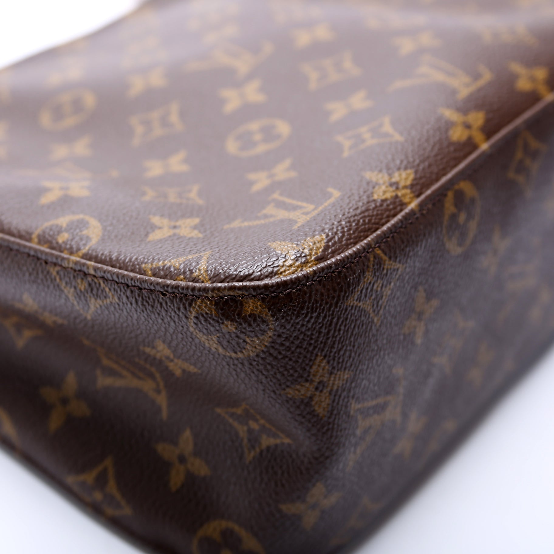 Looping MM Monogram