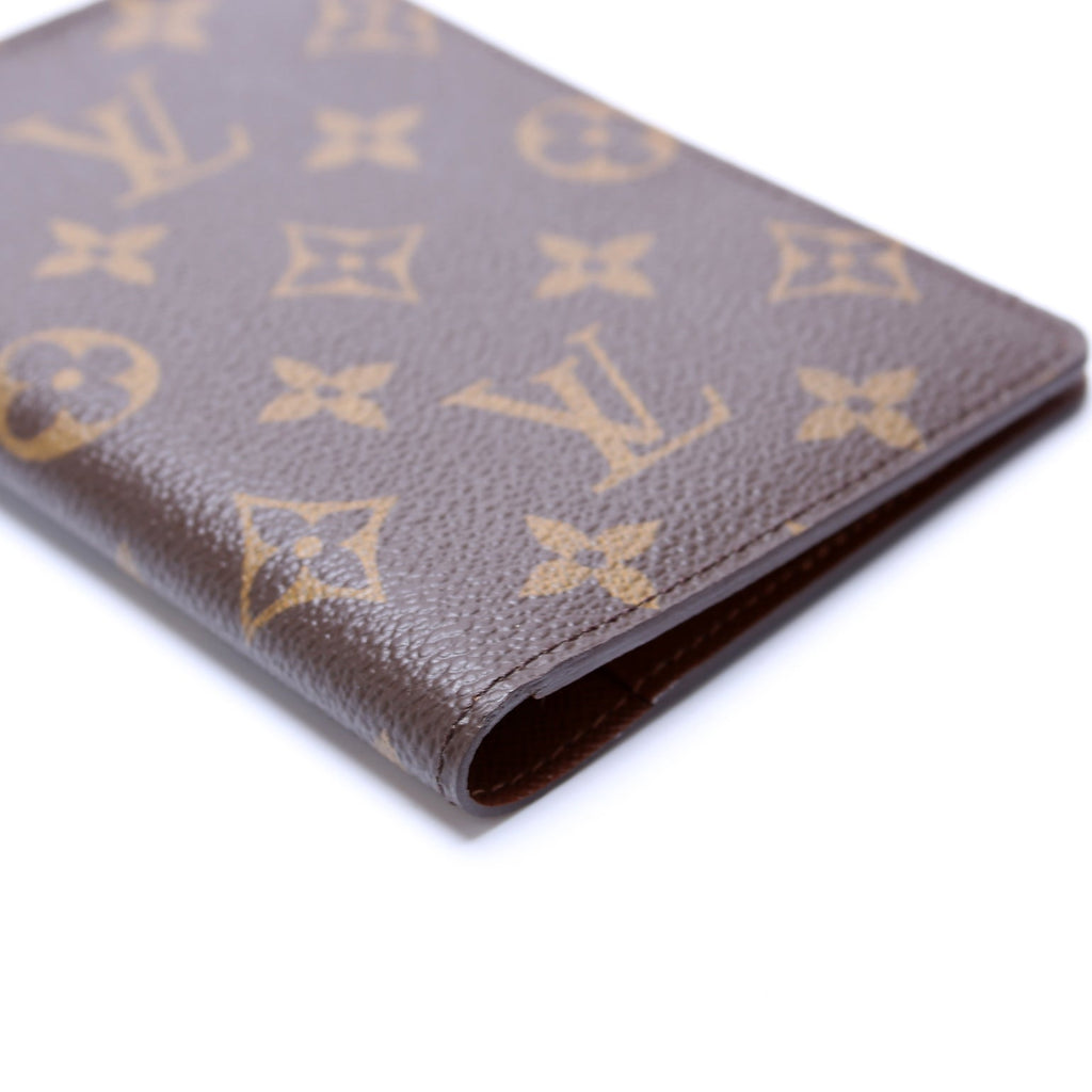 Passport Cover Monogram