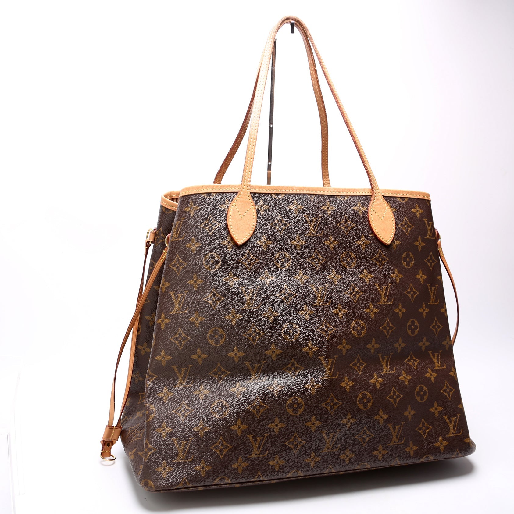 Neverfull GM Monogram