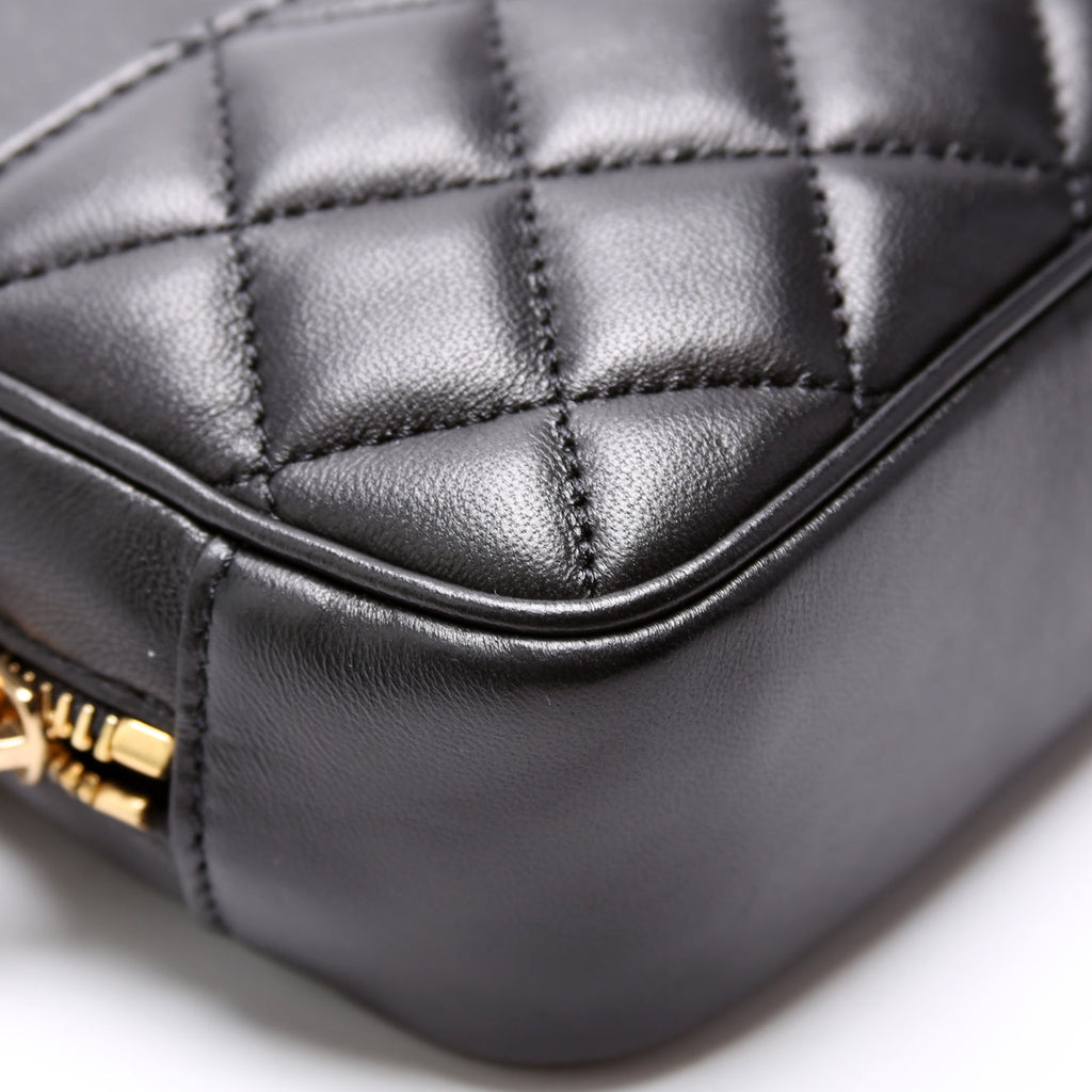 La Medusa Quilted Leather Small Camera Bag Black