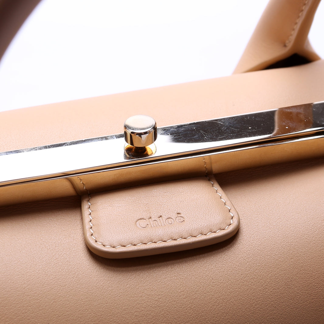 Joyce Frame Bag Medium Calfskin Tan