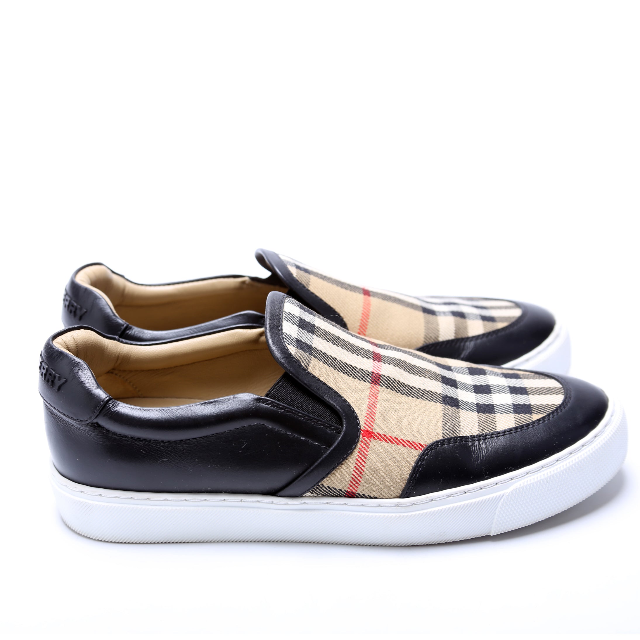 Check Slip On Sneakers Size 35.5