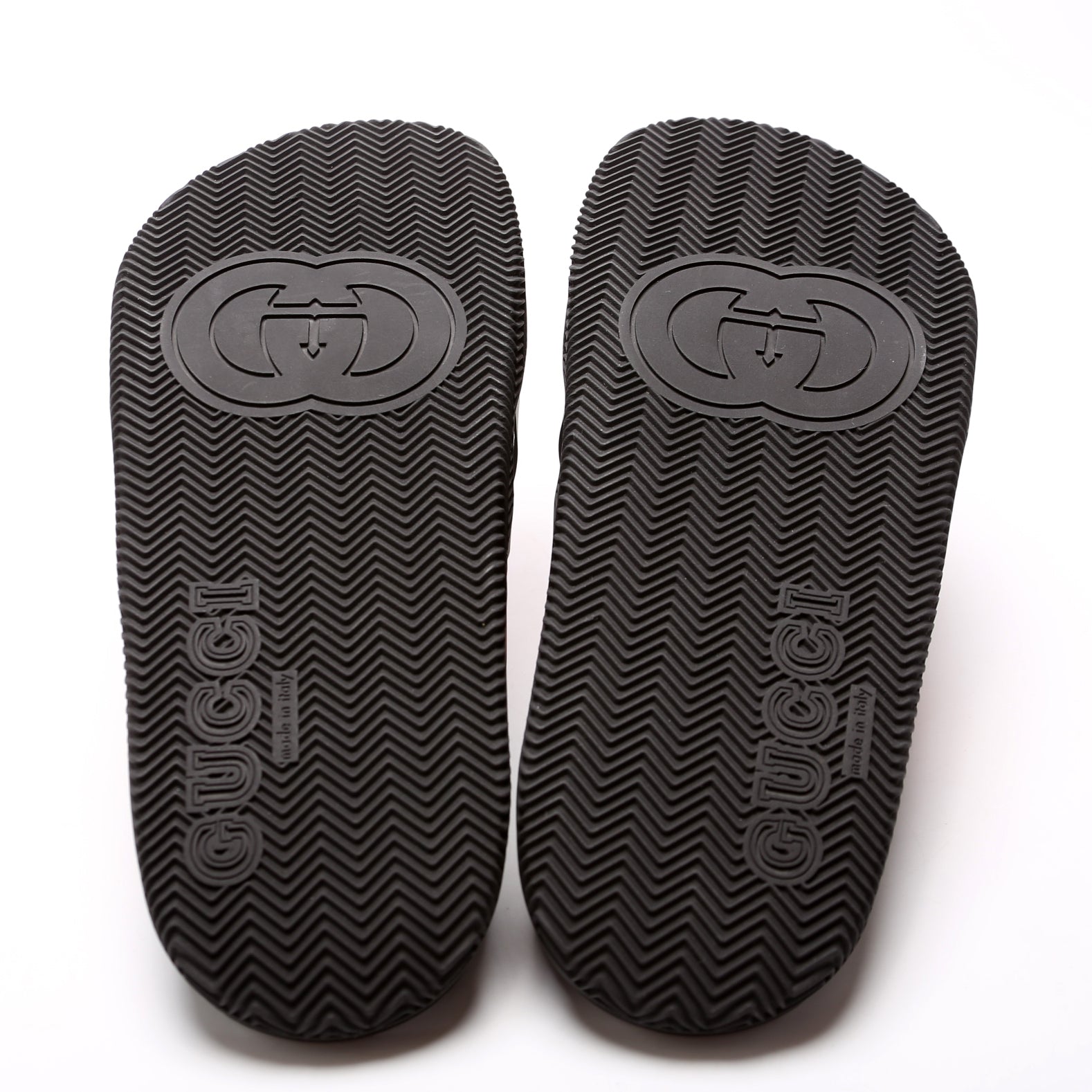 Criss Cross Rubber Slides Size 38