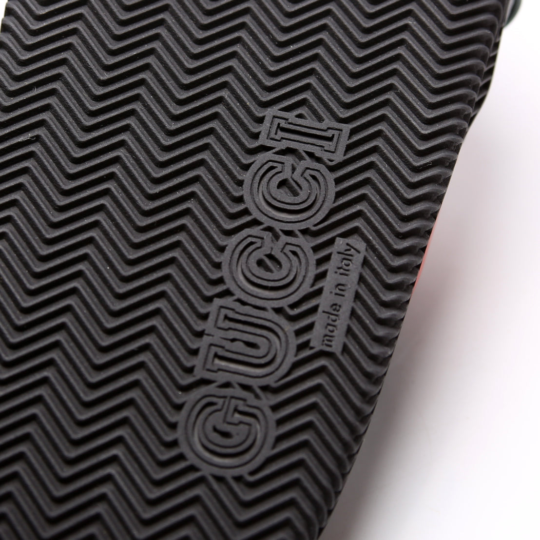 Criss Cross Rubber Slides Size 38