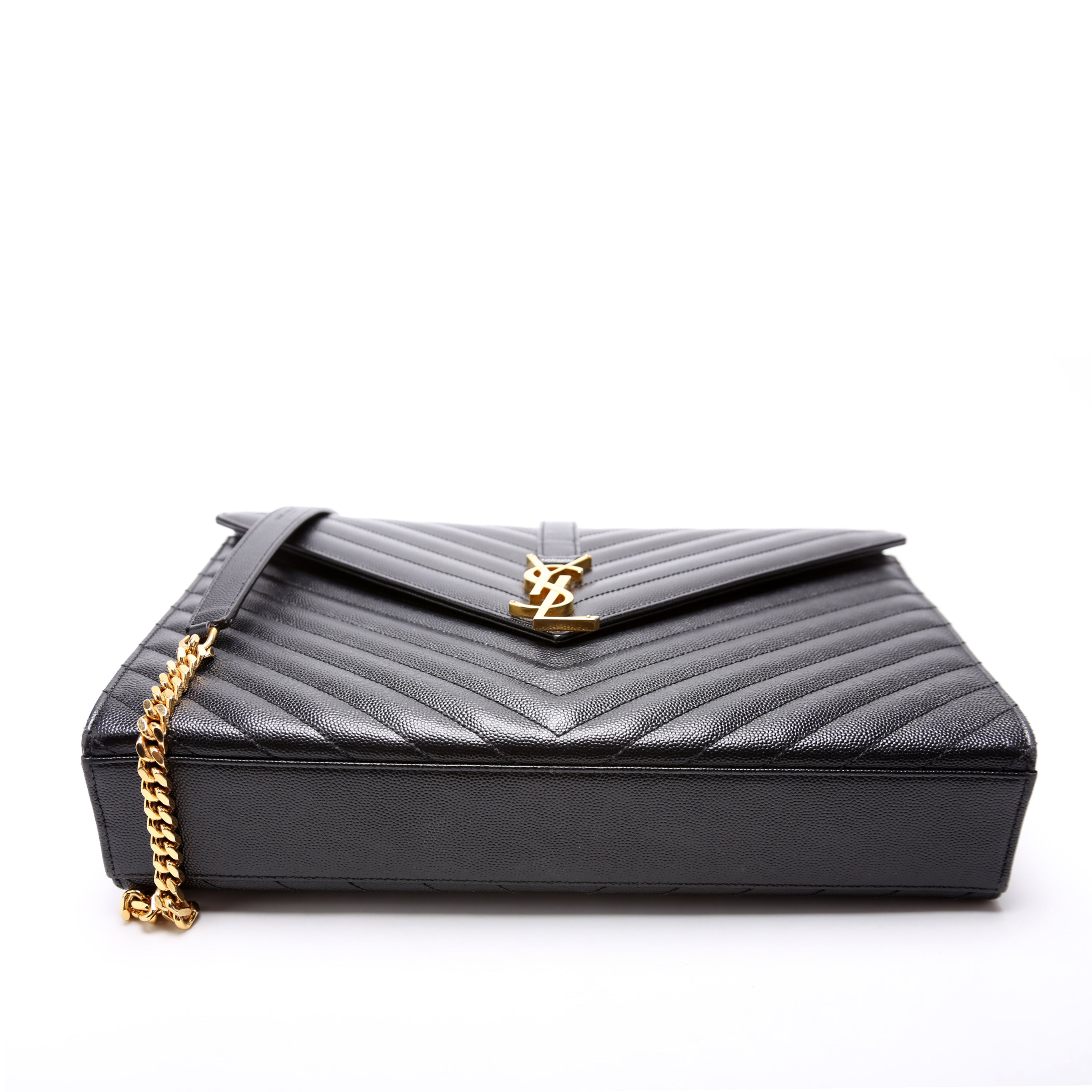 396910 Envelope Chevron Large Black